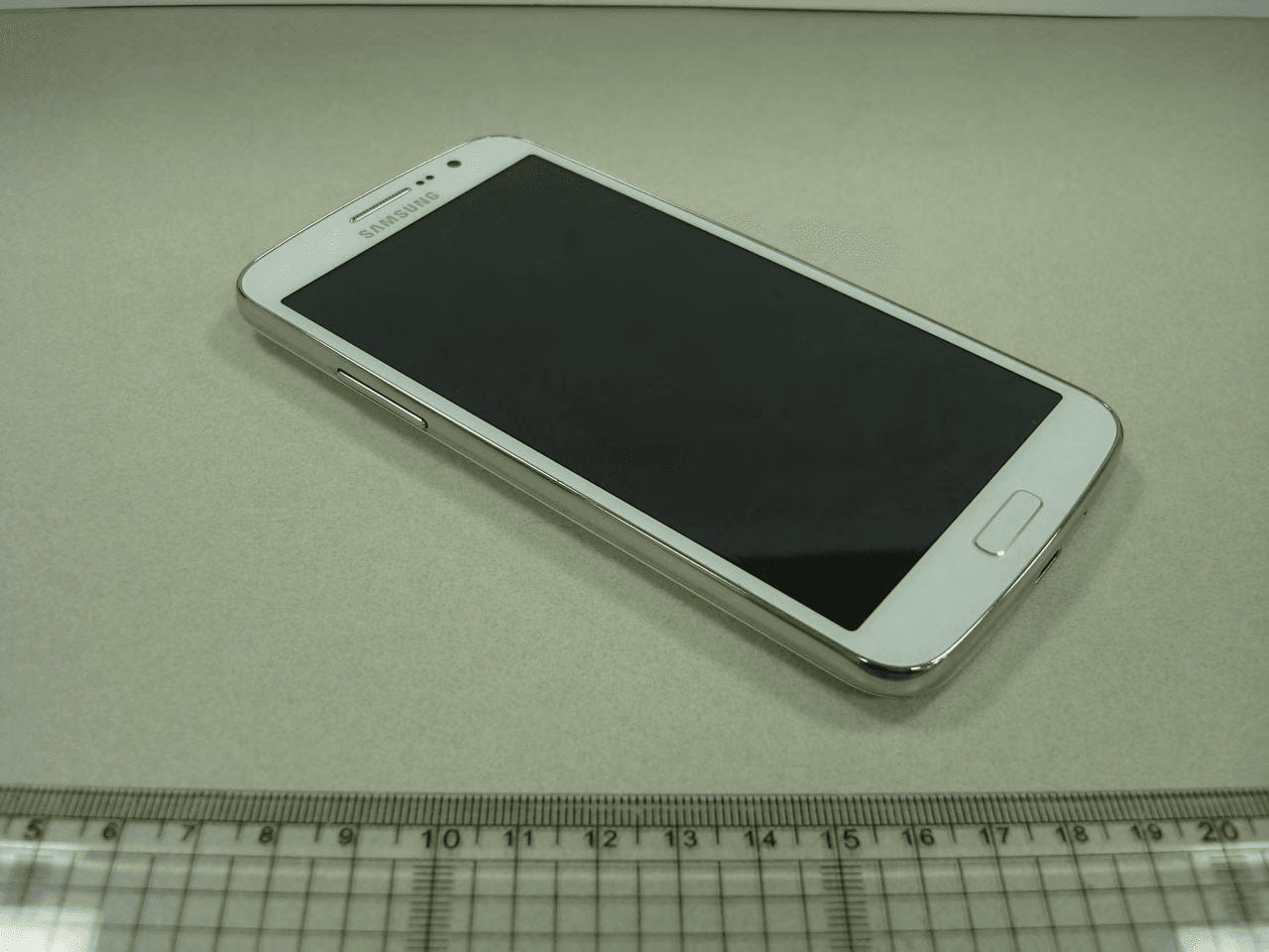 Multi-Band GSM/EDGE/UMTS/LTE Phone with Bluetooth, WLAN, RFID and ANT+ - FCC ID A3LSMG7105L - Samsung Electronics Co Ltd (4)