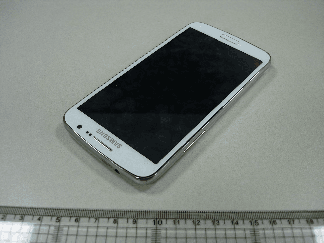 Cellular CDMA and PCS GSM/EDGE/WCDMA Phone with WLAN and Bluetooth - FCC ID A3LSMG7108U - Samsung Electronics Co Ltd (4)