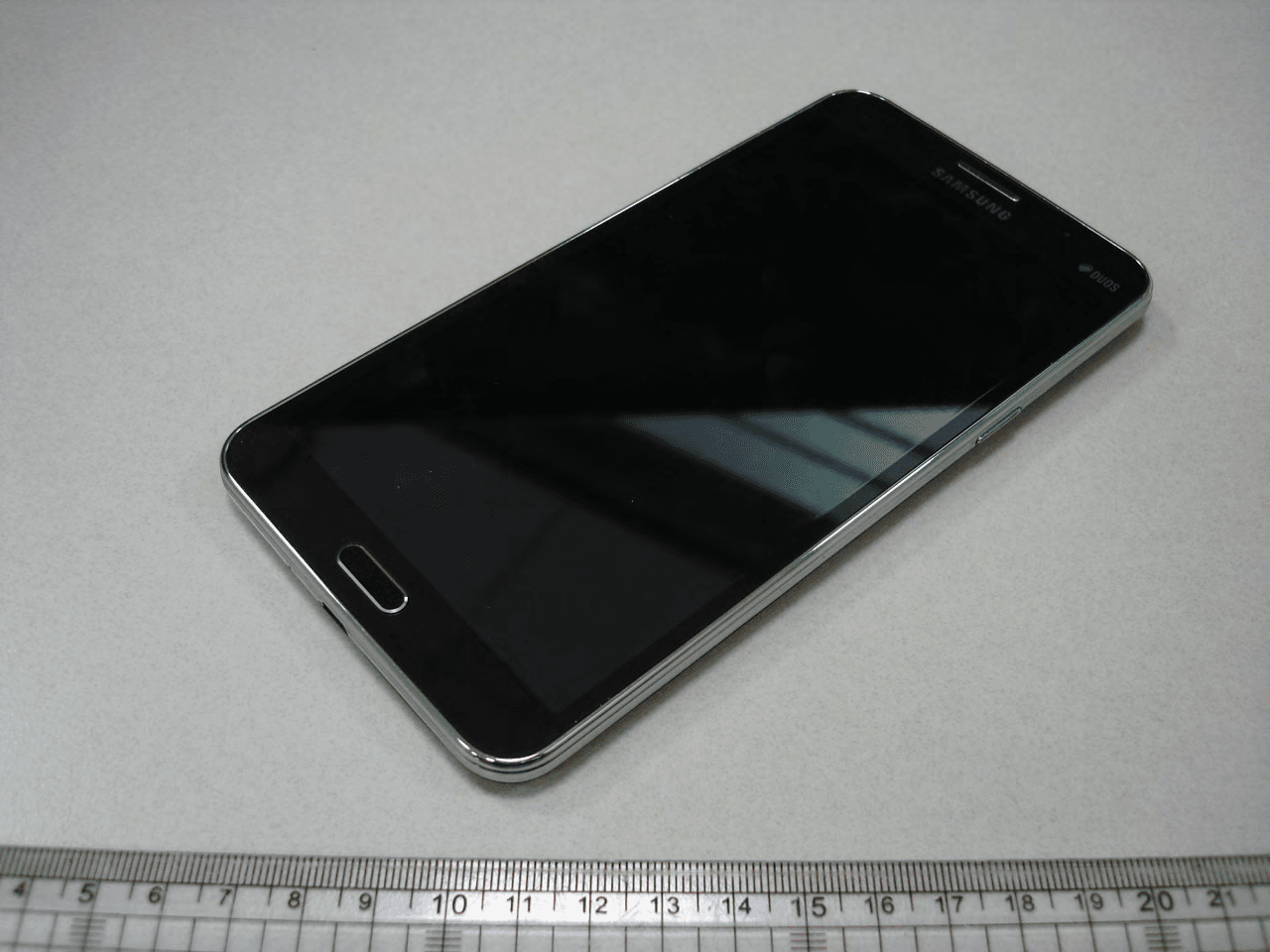 Mobile phone - FCC ID A3LSMG750H - Samsung Electronics Co Ltd (4)