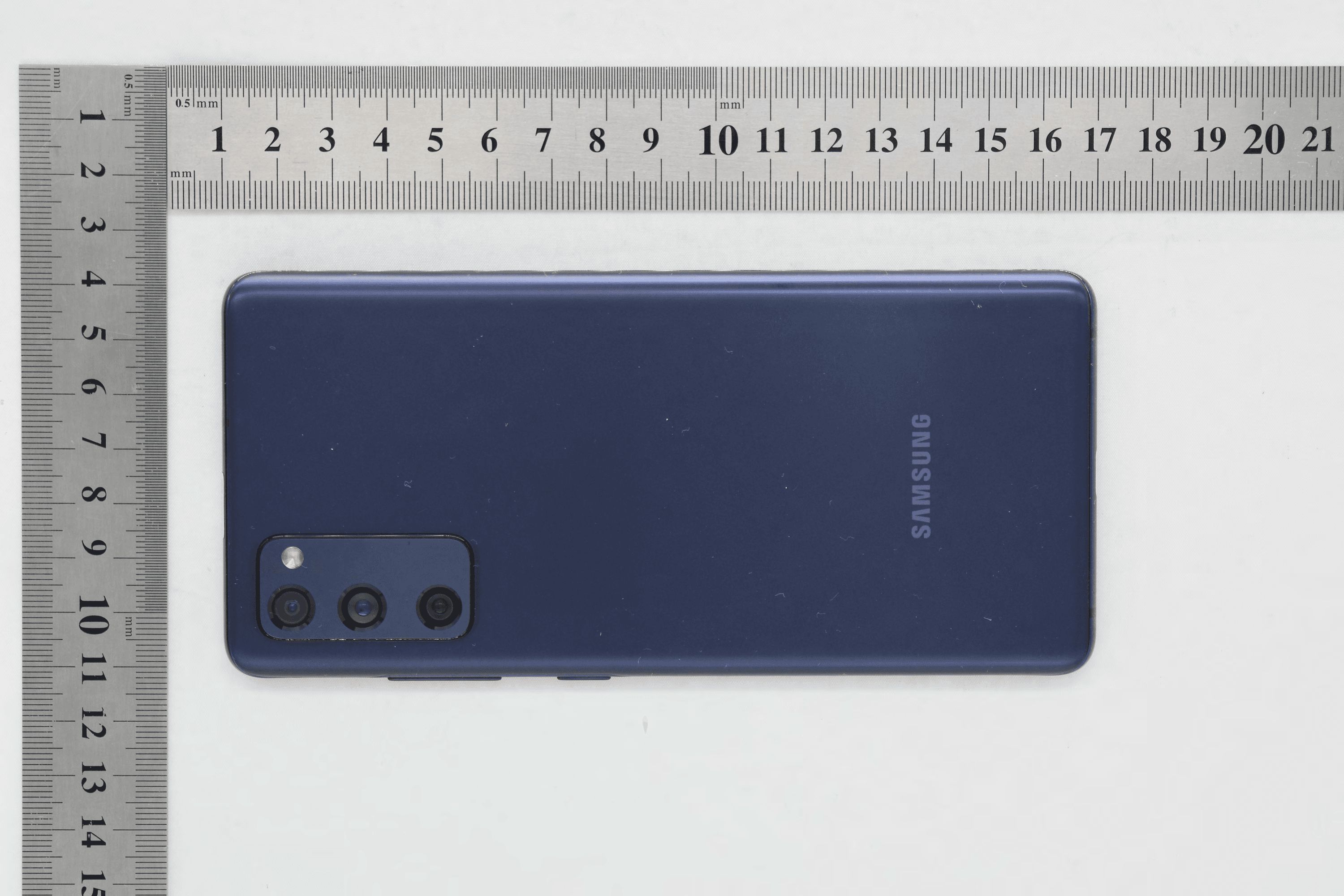 GSM/WCDMA/LTE Phone + BT/BLE, DTS/UNII a/b/g/n/ac/ax, NFC and WPT - FCC ID A3LSMG780F - Samsung Electronics Co Ltd