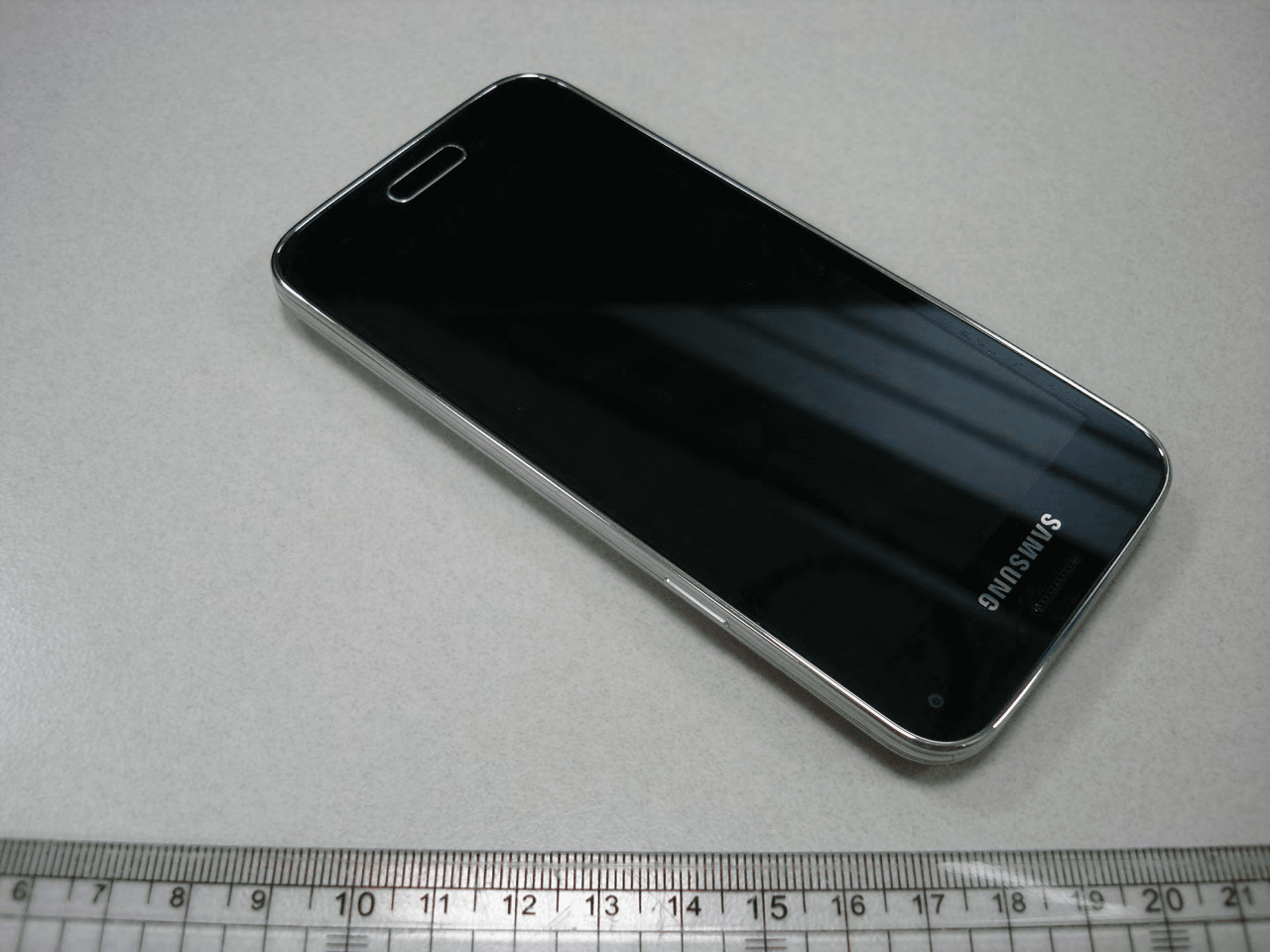Multi-band GSM/EDGE/WCDMA/LTE Phone with WLAN, Bluetooth and RFID - FCC ID A3LSMG800A - Samsung Electronics Co Ltd (5)