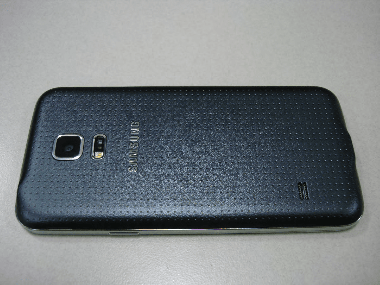 Cellular/ PCS GSM/ EDGE/ UMTS Phone with WLAN and Bluetooth - FCC ID A3LSMG800H - Samsung Electronics Co Ltd (2)