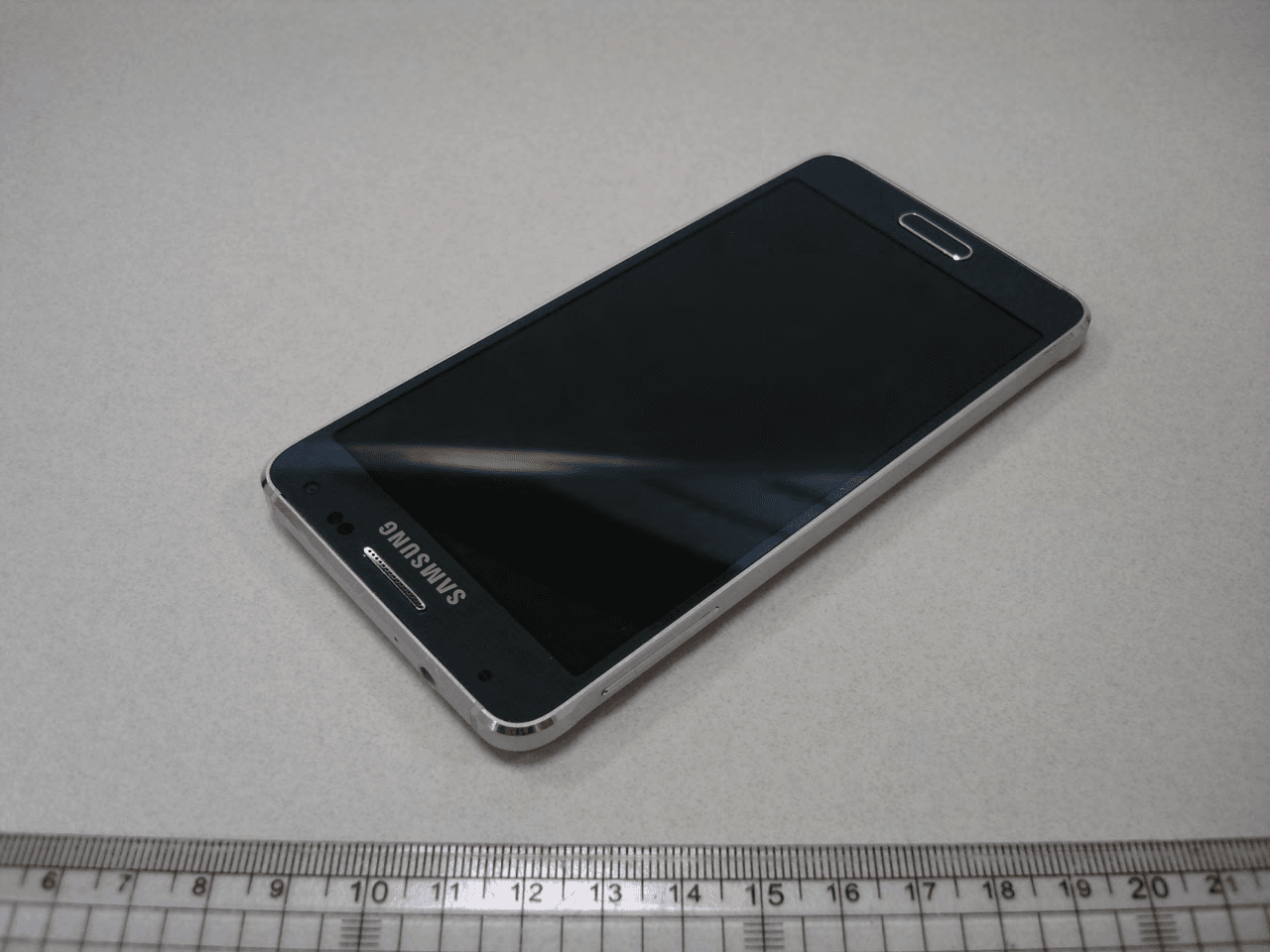 Multi-band GSM/EDGE/WCDMA/LTE Phone with WLAN, Bluetooth, RFID, and ANT+ - FCC ID A3LSMG850Y - Samsung Electronics Co Ltd (4)