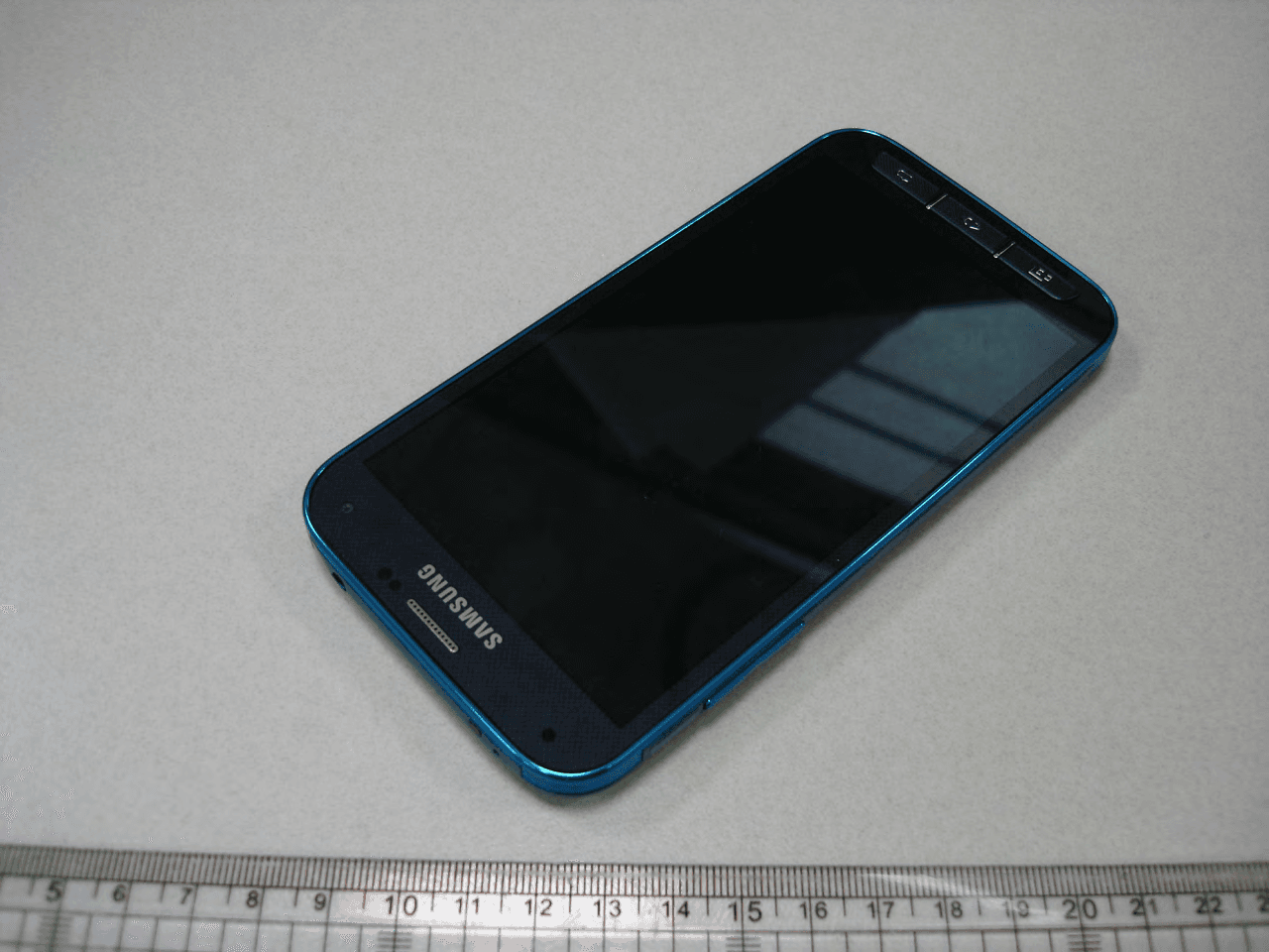 Multi-Band GSM/ EDGE/ WCDMA/ LTE Phone with WLAN, Bluetooth, RFID and ANT+ - FCC ID A3LSMG860P - Samsung Electronics Co Ltd (4)