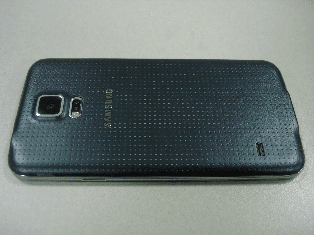 Cellular PCS GSM/EDGE/UMTS Phone with WLAN, Bluetooth, RFID and ANT+ - FCC ID A3LSMG9008V - Samsung Electronics Co Ltd (2)