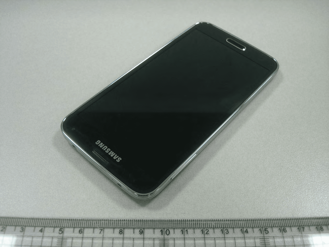 Multi-band GSM/EDGE/UMTS/LTE Phone with WLAN, Bluetooth, RFID, and ANT+ - FCC ID A3LSMG900A - Samsung Electronics Co Ltd (3)