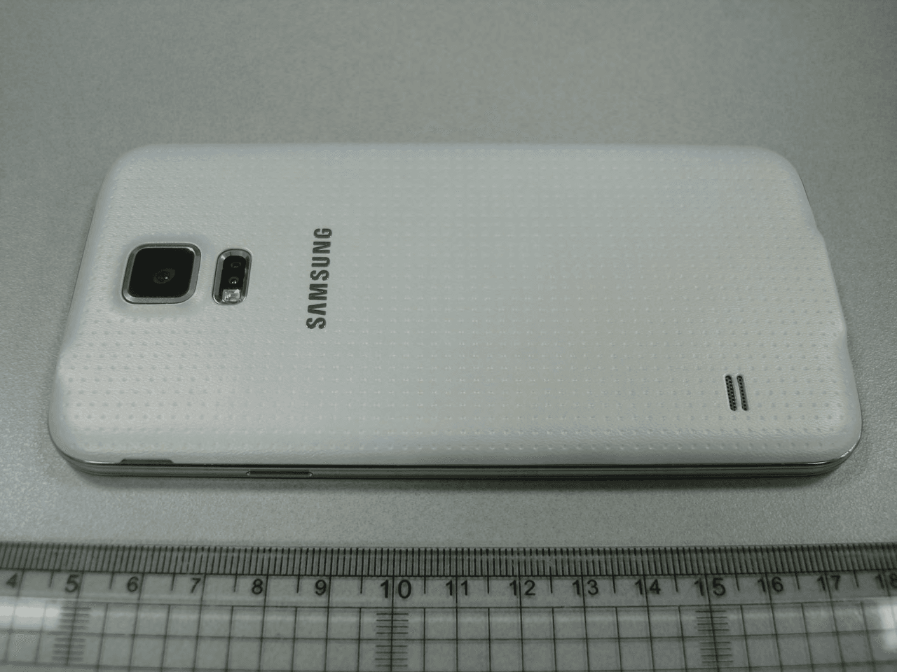 Multi-band GSM/EDGE/UMTS/LTE Phone with WLAN, Bluetooth, RFID and ANT+ - FCC ID A3LSMG900F - Samsung Electronics Co Ltd (1)