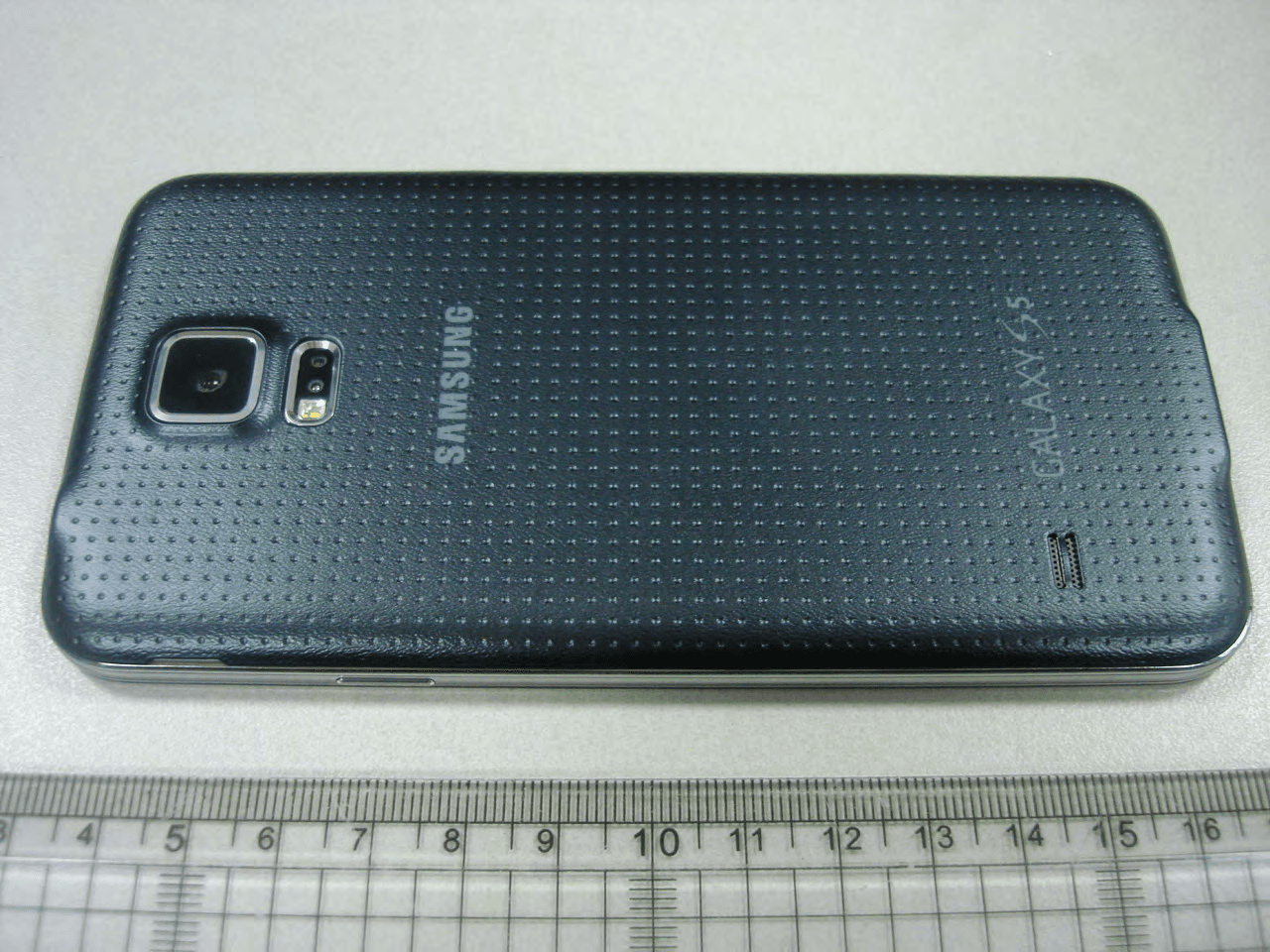 Multi band GSM/EDGE/UMTS/LTE Phone with WLAN, Bluetooth, RFID, and ANT+ - FCC ID A3LSMG900T - Samsung Electronics Co Ltd (1)