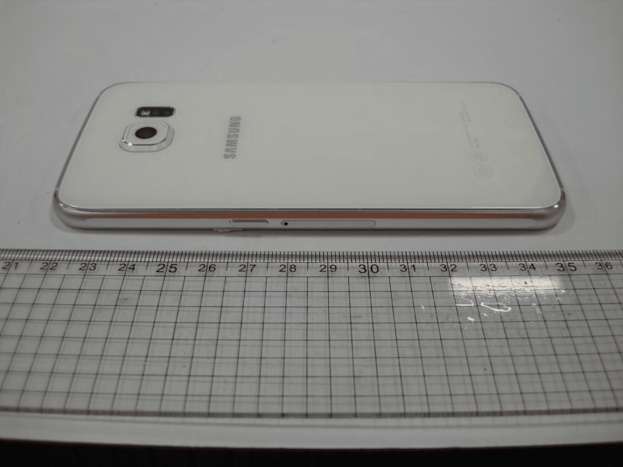Multi-band GSM/EDGE/UMTS/LTE Phone with WLAN, Bluetooth, RFID, and ANT+ - FCC ID A3LSMG9200 - Samsung Electronics Co Ltd (3)