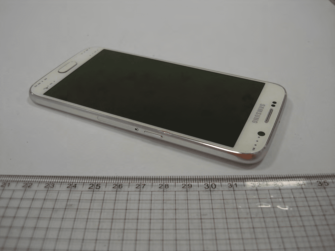 Multi-band GSM/EDGE/UMTS/LTE Phone with WLAN, Bluetooth, RFID, and ANT+ - FCC ID A3LSMG9200 - Samsung Electronics Co Ltd (5)