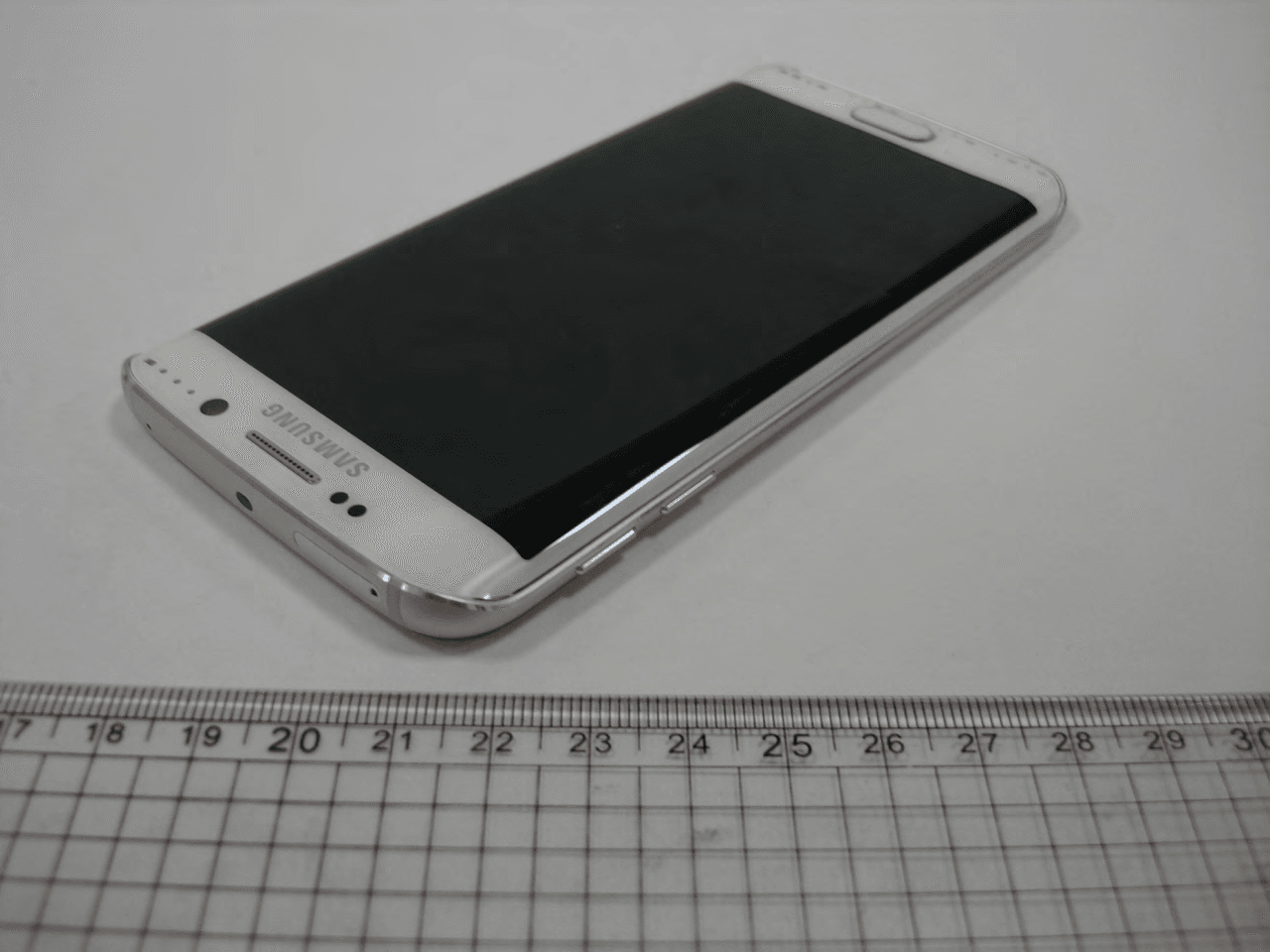 Multi-band GSM/EDGE/UMTS/LTE Phone with WLAN, Bluetooth, RFID, and ANT+ - FCC ID A3LSMG9250 - Samsung Electronics Co Ltd (3)