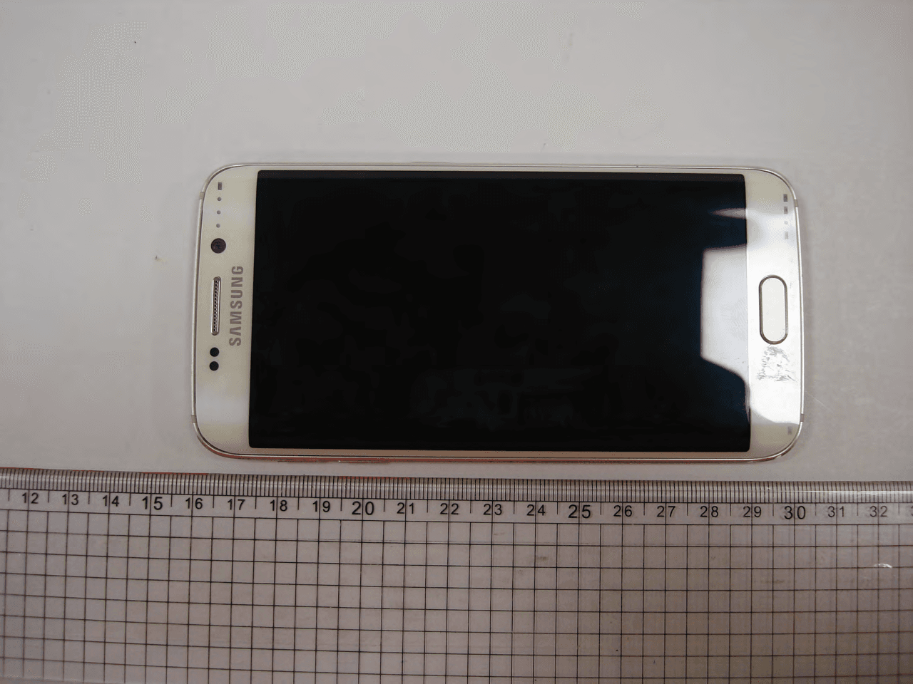 Multi-band GSM/EDGE/UMTS/LTE Phone with WLAN, Bluetooth, RFID, and ANT+ - FCC ID A3LSMG9250 - Samsung Electronics Co Ltd (1)
