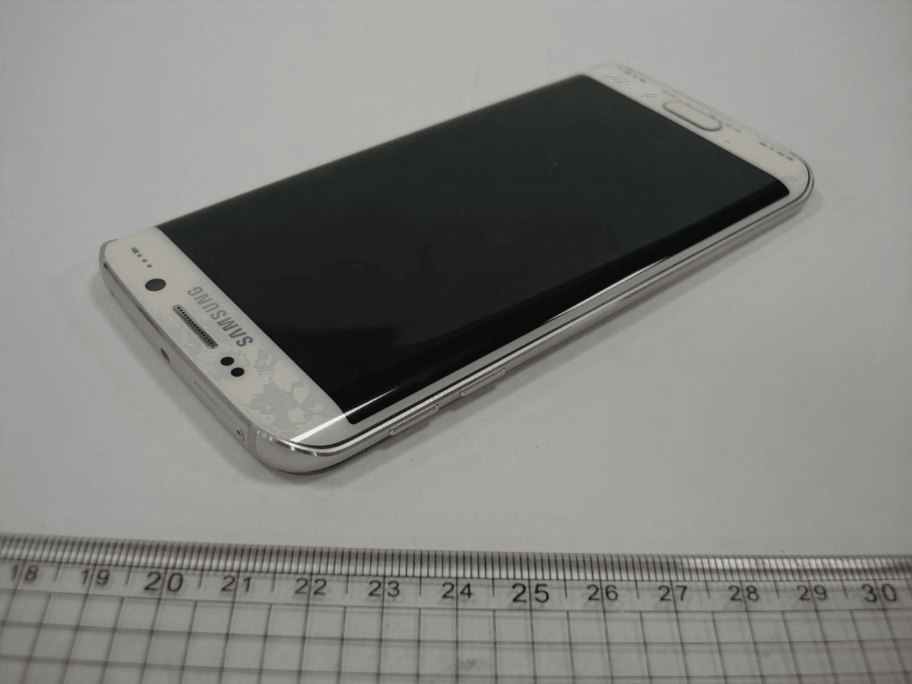 Multi-band GSM/EDGE/UMTS/LTE Phone with WLAN,  Bluetooth,  RFID,  and ANT+ - FCC ID A3LSMG925I - Samsung Electronics Co Ltd (4)