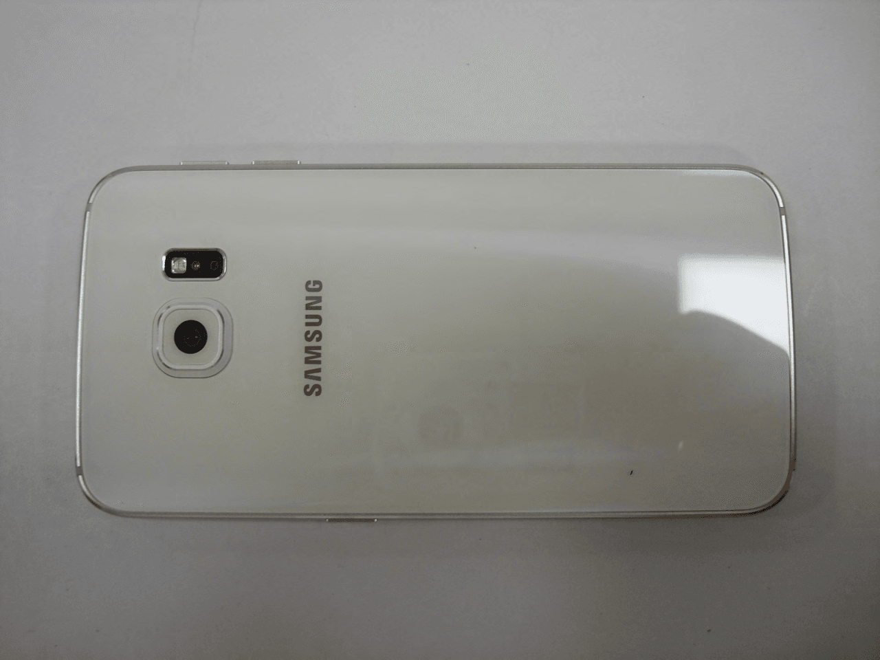 Multi-band GSM/EDGE/CDMA/UMTS/LTE Phone with WLAN, Bluetooth, RFID, and ANT+ - FCC ID A3LSMG925R4 - Samsung Electronics Co Ltd (4)