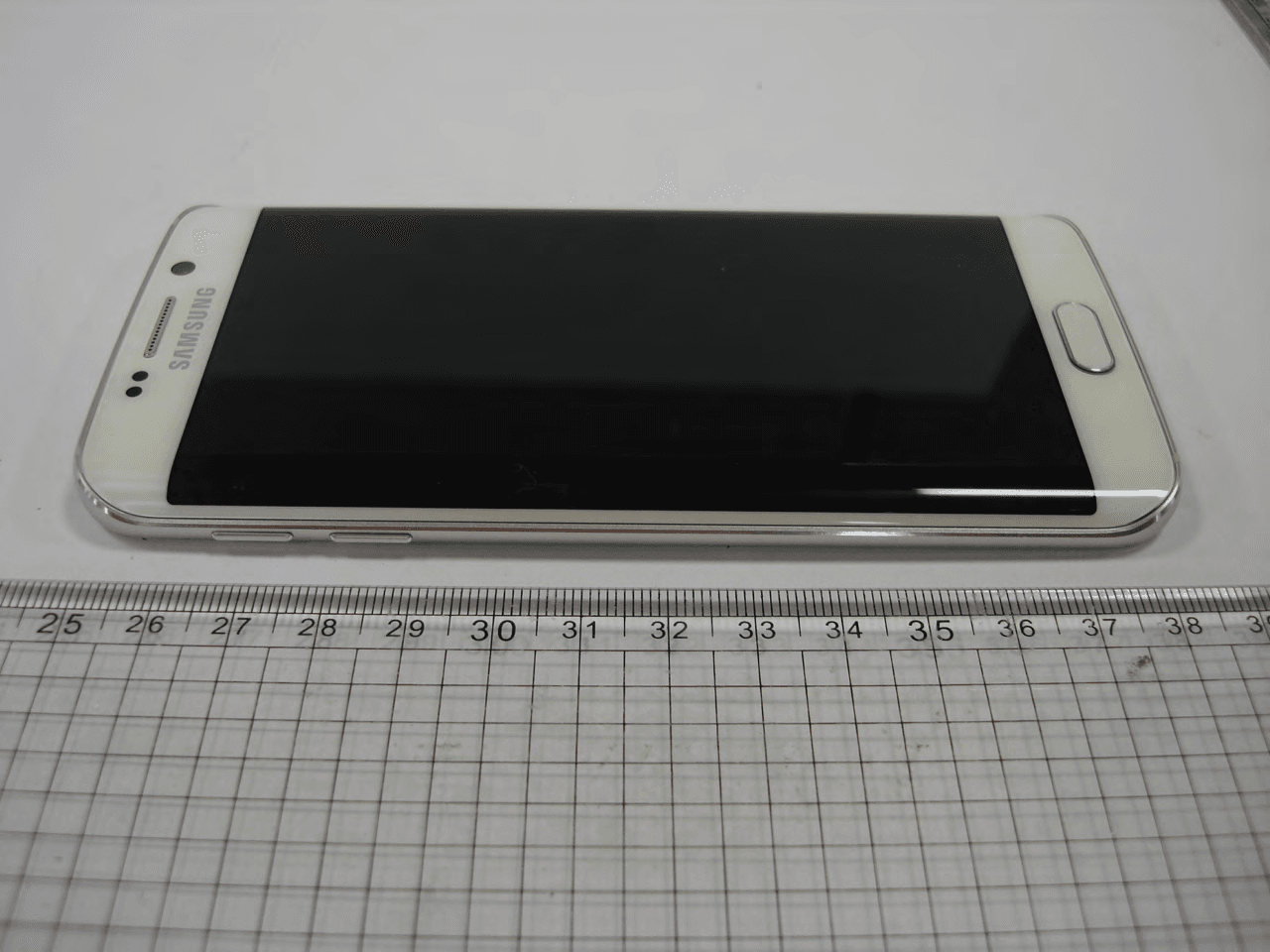 Multi-band GSM/EDGE/CDMA/UMTS/LTE Phone with WLAN, Bluetooth, RFID, and ANT+ - FCC ID A3LSMG925R4 - Samsung Electronics Co Ltd (1)