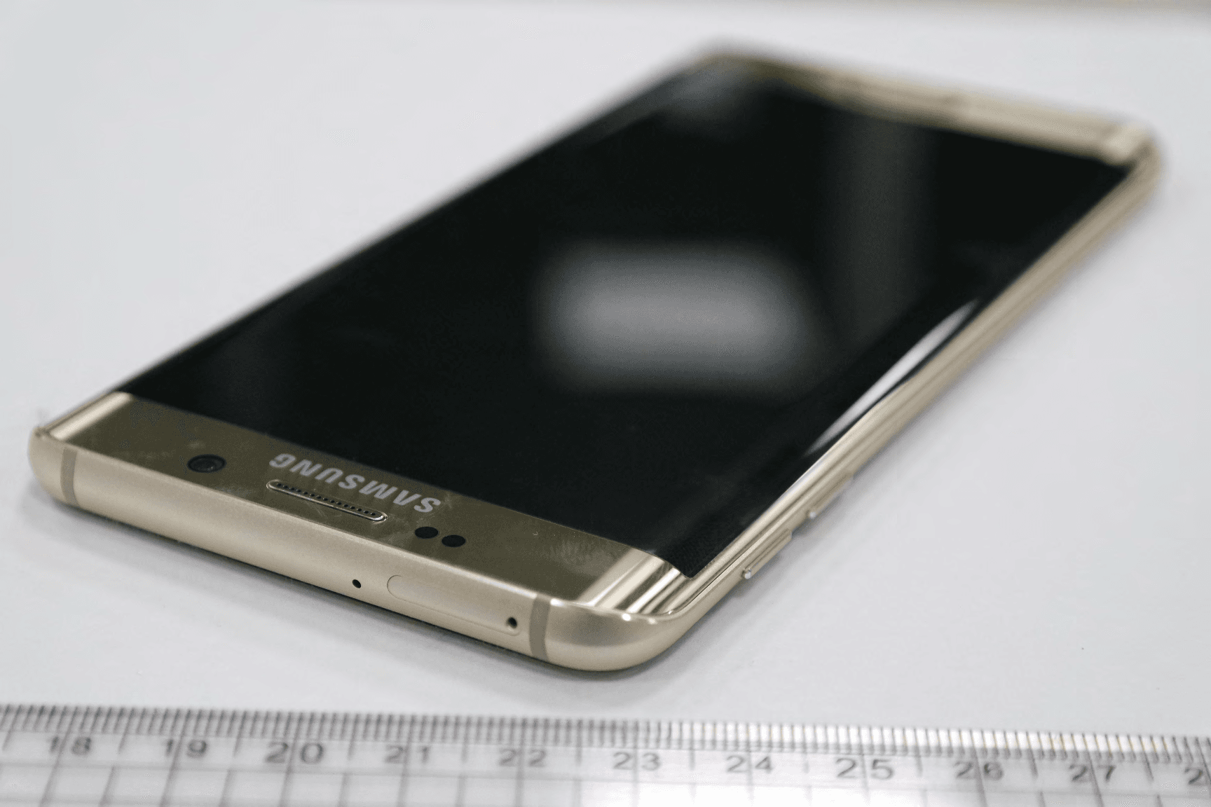 Multi-Band GSM/EDGE/UMTS/LTE Phone with WLAN, Bluetooth, RFID, and ANT+ - FCC ID A3LSMG928W8 - Samsung Electronics Co Ltd (4)
