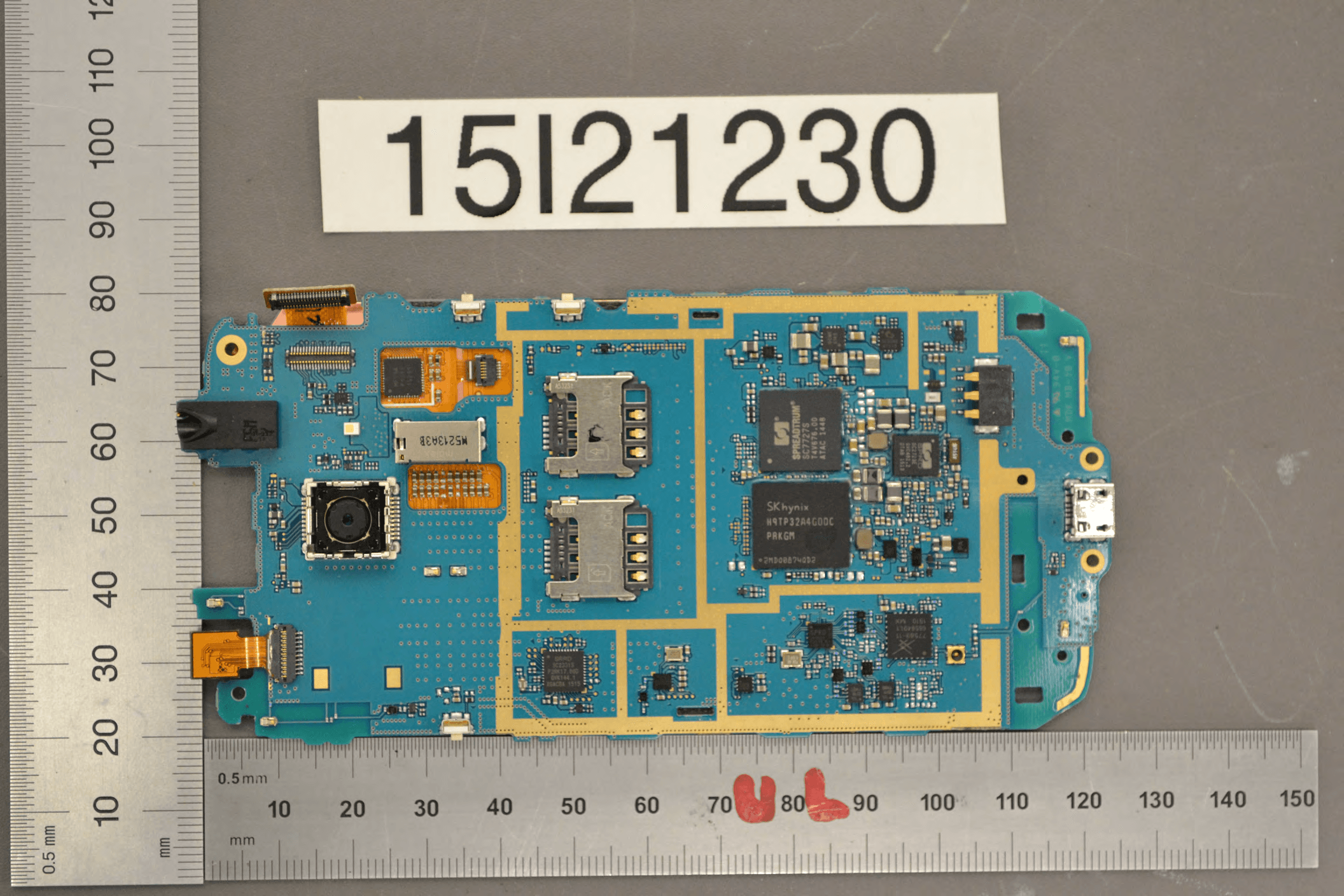 GSM PHONE + BLUETOOTH AND WLAN 2.4GHz b/g/n - FCC ID A3LSMJ110H - Samsung Electronics Co Ltd