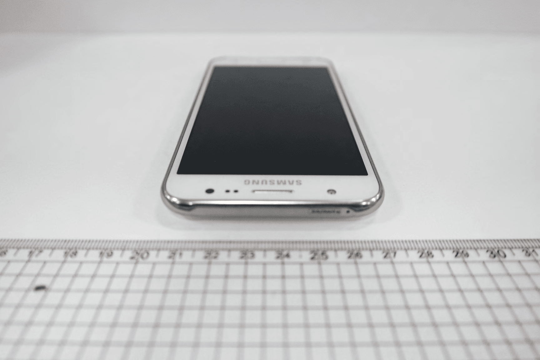 Multi-Band GSM/WCDMA/LTE Phone with WLAN, Bluetooth, RFID and ANT+ - FCC ID A3LSMJ500N0 - Samsung Electronics Co Ltd (5)