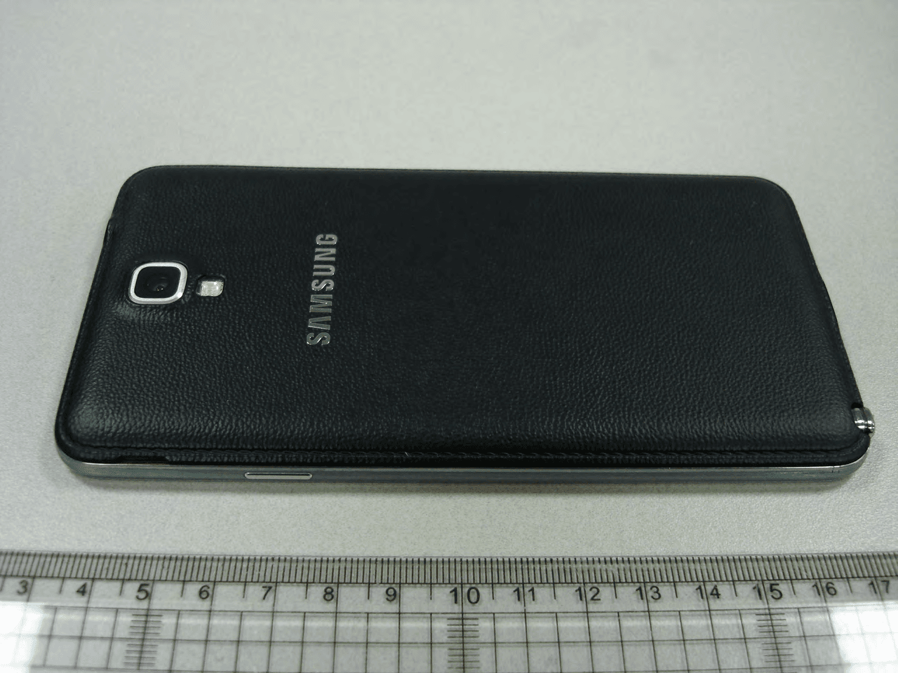Muti-band GSM/EDGE/UMTS/LTE Phone with WLAN, Bluetooth, RFID and ANT+ - FCC ID A3LSMN7505L - Samsung Electronics Co Ltd (1)
