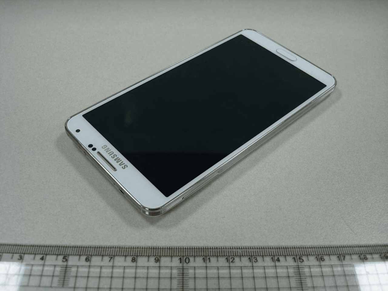 Cellular/PCS GSM/EDGE/UMTS Phone with WLAN, Bluetooth, RFID, and ANT+ - FCC ID A3LSMN9009V - Samsung Electronics Co Ltd (5)