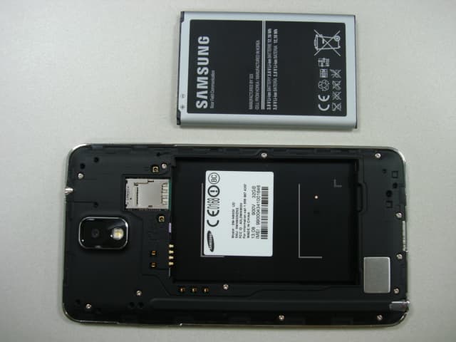 Multi-Band GSM/ EDGE/ CDMA/ WCDMA/ LTE Phone with WLAN, Bluetooth, RFID and ANT+ - FCC ID A3LSMN900V - Samsung Electronics Co Ltd (3)
