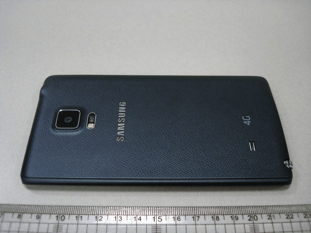 Multi-Band GSM/ EDGE/ UMTS/ LTE Phone with WLAN, Bluetooth, RFID and ANT+ - FCC ID A3LSMN9150 - Samsung Electronics Co Ltd (1)