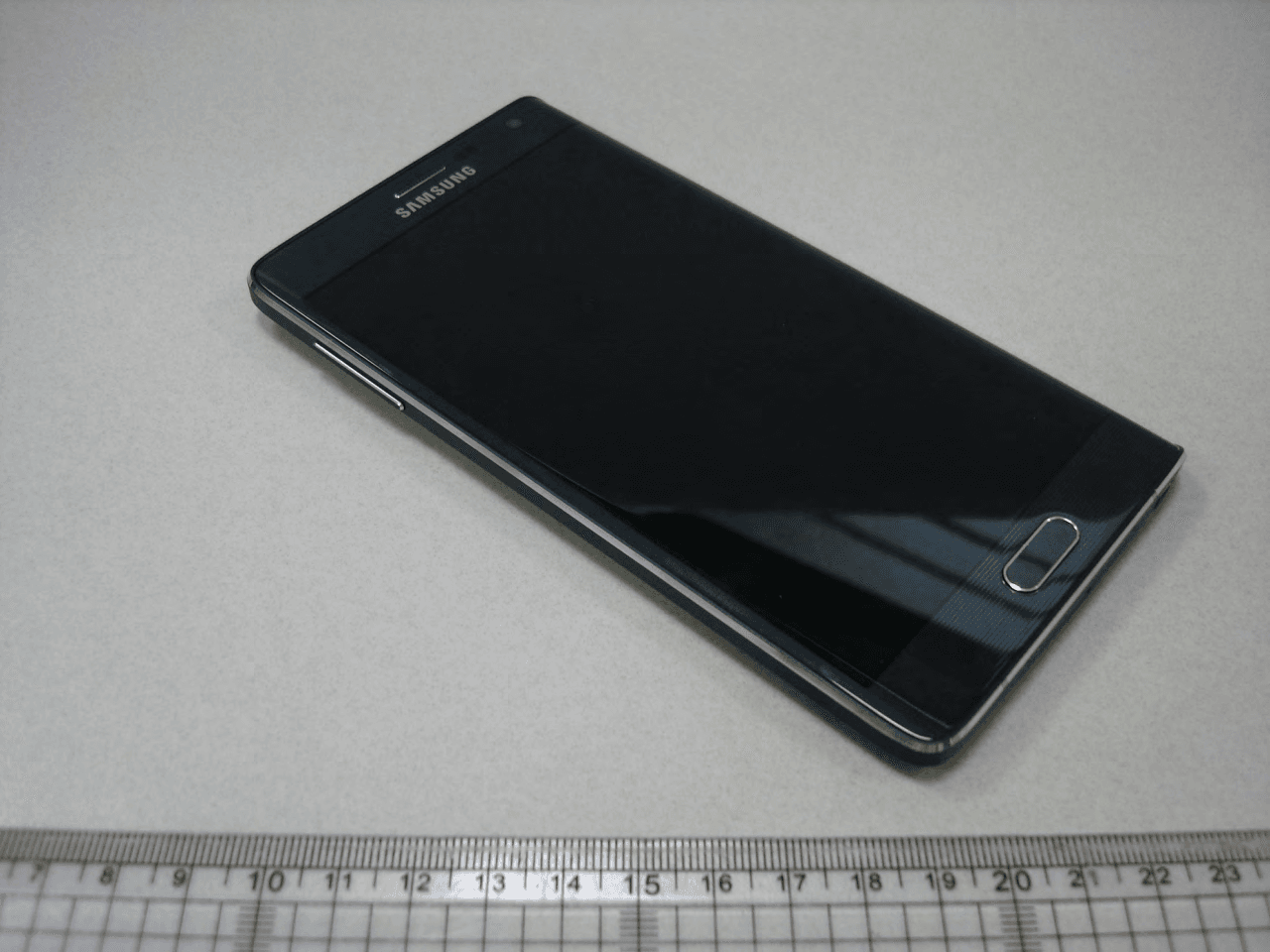Multi-Band GSM/ EDGE/ UMTS/ LTE Phone with WLAN, Bluetooth, RFID, and ANT+ - FCC ID A3LSMN915A - Samsung Electronics Co Ltd (5)