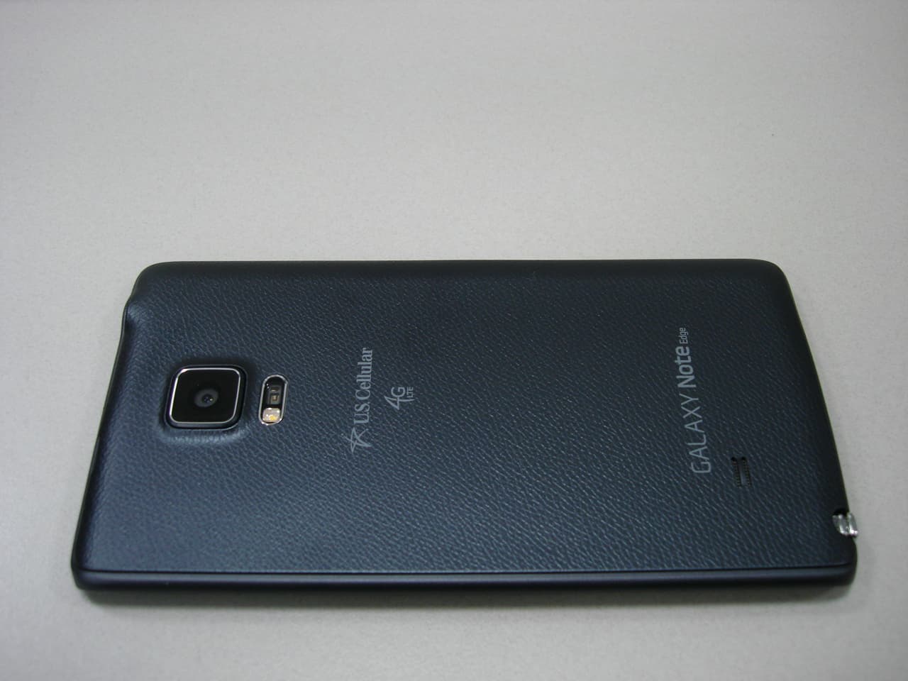 Multi-band CDMA/LTE Phone with WLAN, Bluetooth, RFID, and ANT+ - FCC ID A3LSMN915R4 - Samsung Electronics Co Ltd (4)