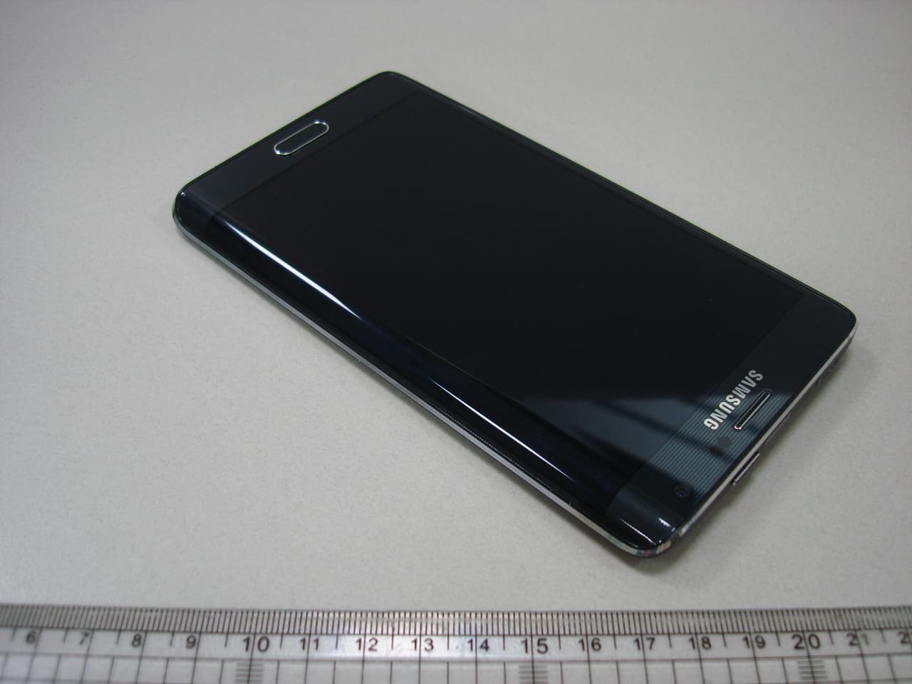 Multi-band CDMA/LTE Phone with WLAN, Bluetooth, RFID, and ANT+ - FCC ID A3LSMN915R4 - Samsung Electronics Co Ltd (5)