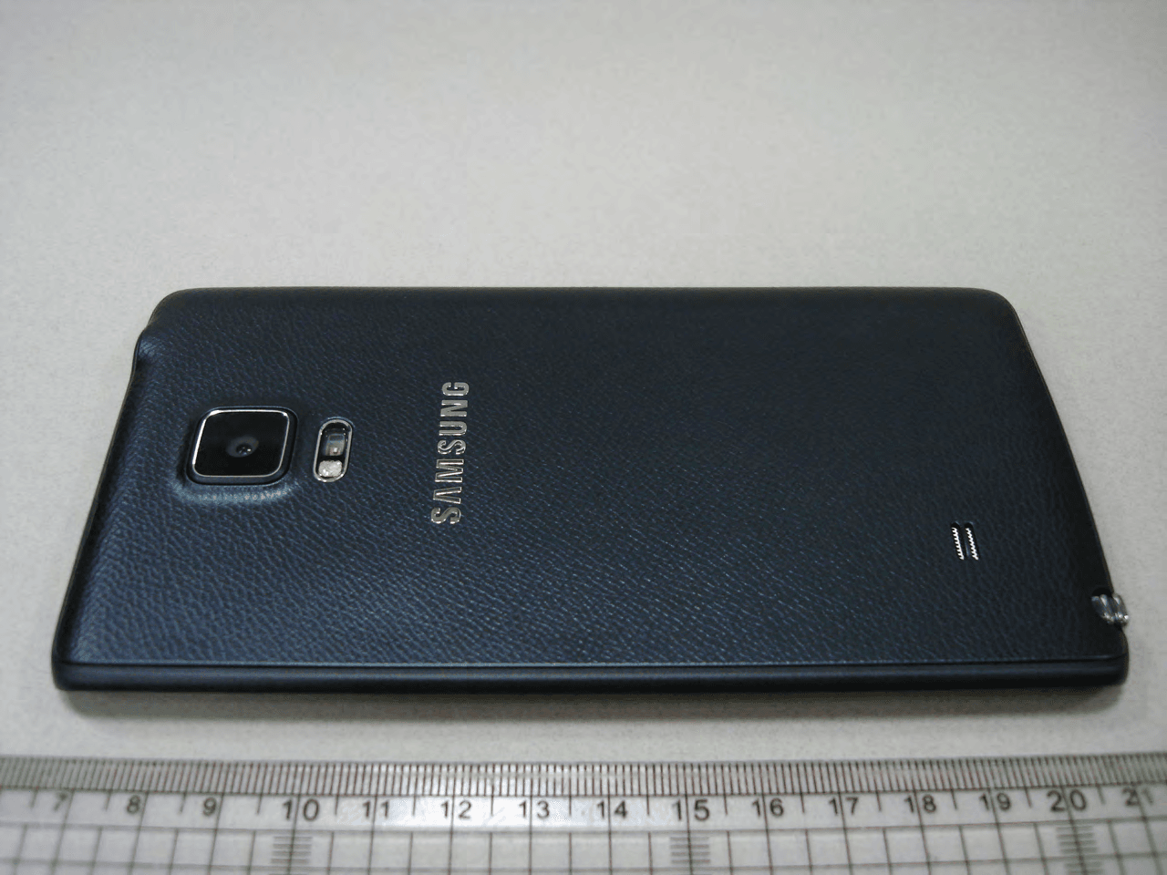 Mobile WiFi Phone with Bluetooth, WLAN, RFID and Ant+ - FCC ID A3LSMN915X - Samsung Electronics Co Ltd (1)