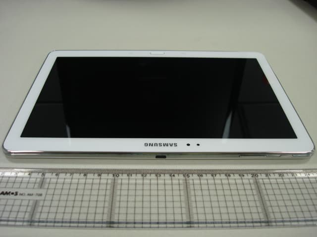 Cellular/ PCS GSM/ EDGE/ WCDMA Portable Tablet with WLAN, Bluetooth and ANT+ - FCC ID A3LSMP601 - Samsung Electronics Co Ltd (3)