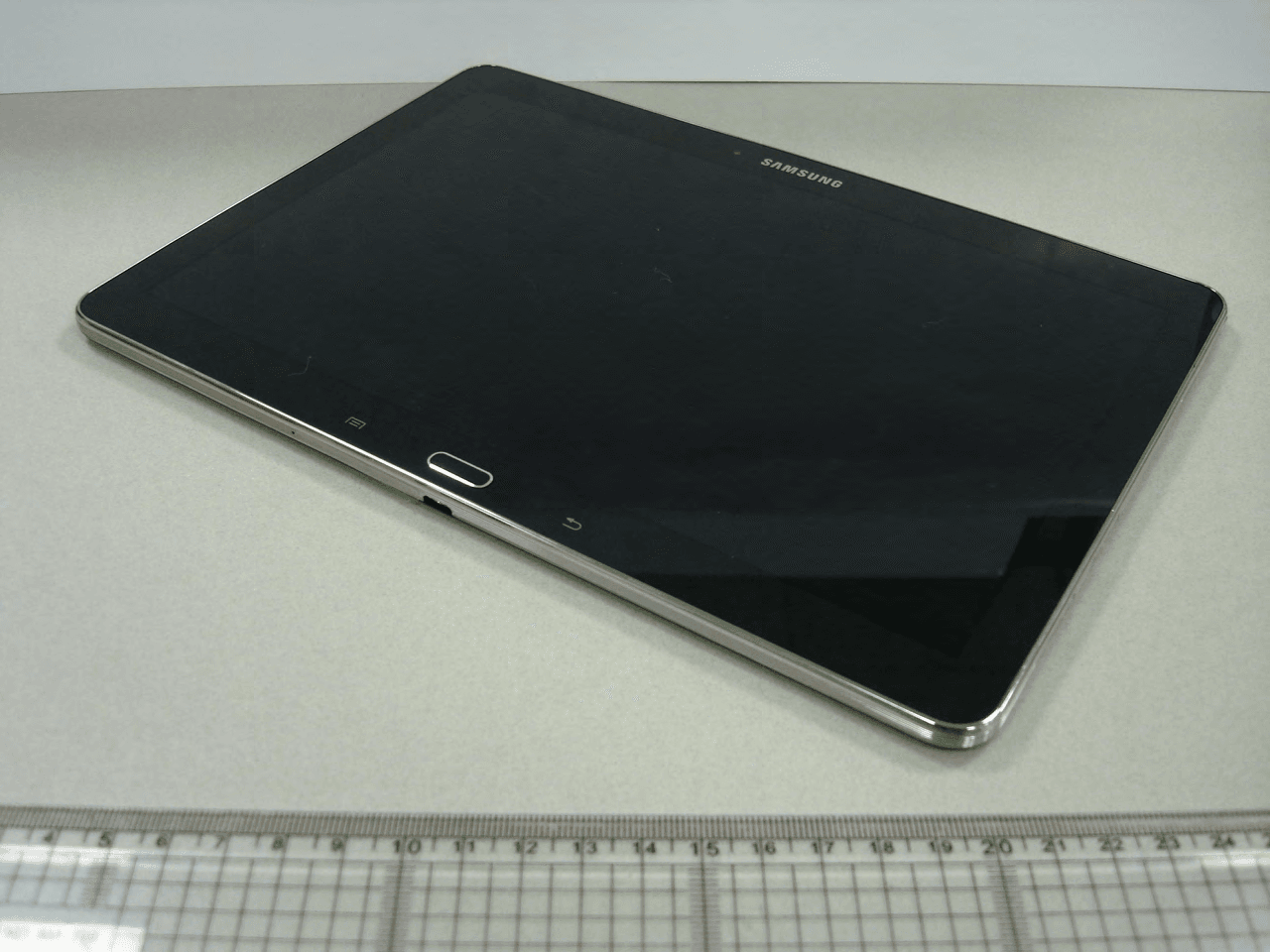 Multi-band GSM/EDGE/WCDMA/LTE Tablet with WLAN, Bluetooth and ANT+ - FCC ID A3LSMP605V - Samsung Electronics Co Ltd (5)