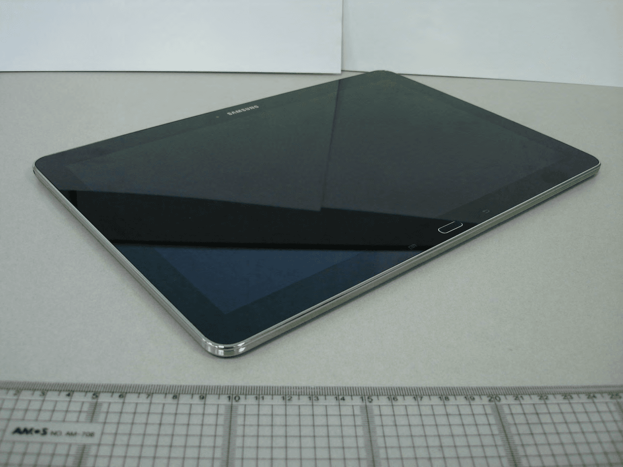 Tablet with WiFi, Bluetooth and ANT+ - FCC ID A3LSMP900 - Samsung Electronics Co Ltd (4)