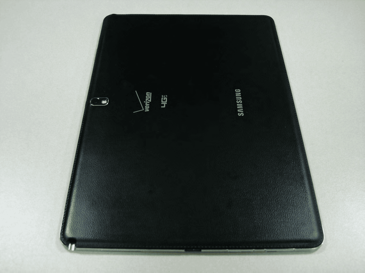 Multi-band GSM/EDGE/WCDMA/LTE Portable Tablet with WLAN, Blutooth and ANT+ - FCC ID A3LSMP905V - Samsung Electronics Co Ltd (4)