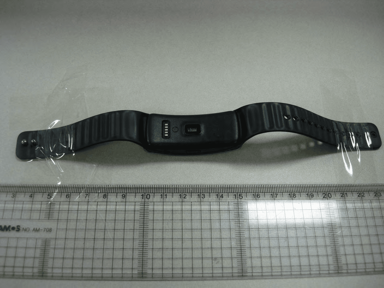 Wrist-worn Device with Bluetooth - FCC ID A3LSMR350 - Samsung Electronics Co Ltd (4)