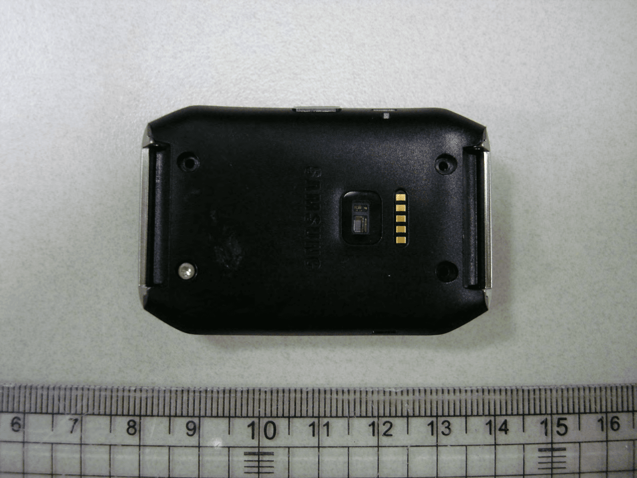 Wrist Worn Device with WLAN and Bluetooth - FCC ID A3LSMR382 - Samsung Electronics Co Ltd (1)