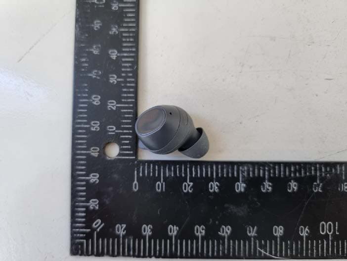 Bluetooth Headset - FCC ID A3LSMR400NL - Samsung Electronics Co Ltd (5)