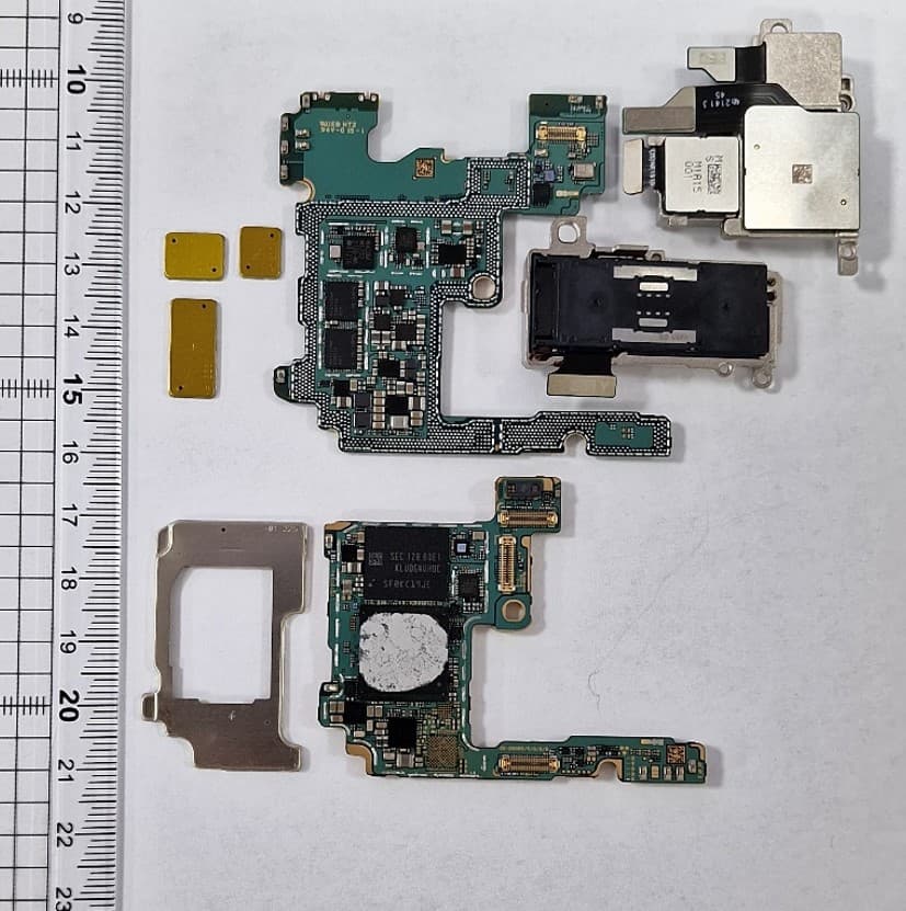 Portable Handset - FCC ID A3LSMS908E - Samsung Electronics Co Ltd (3)