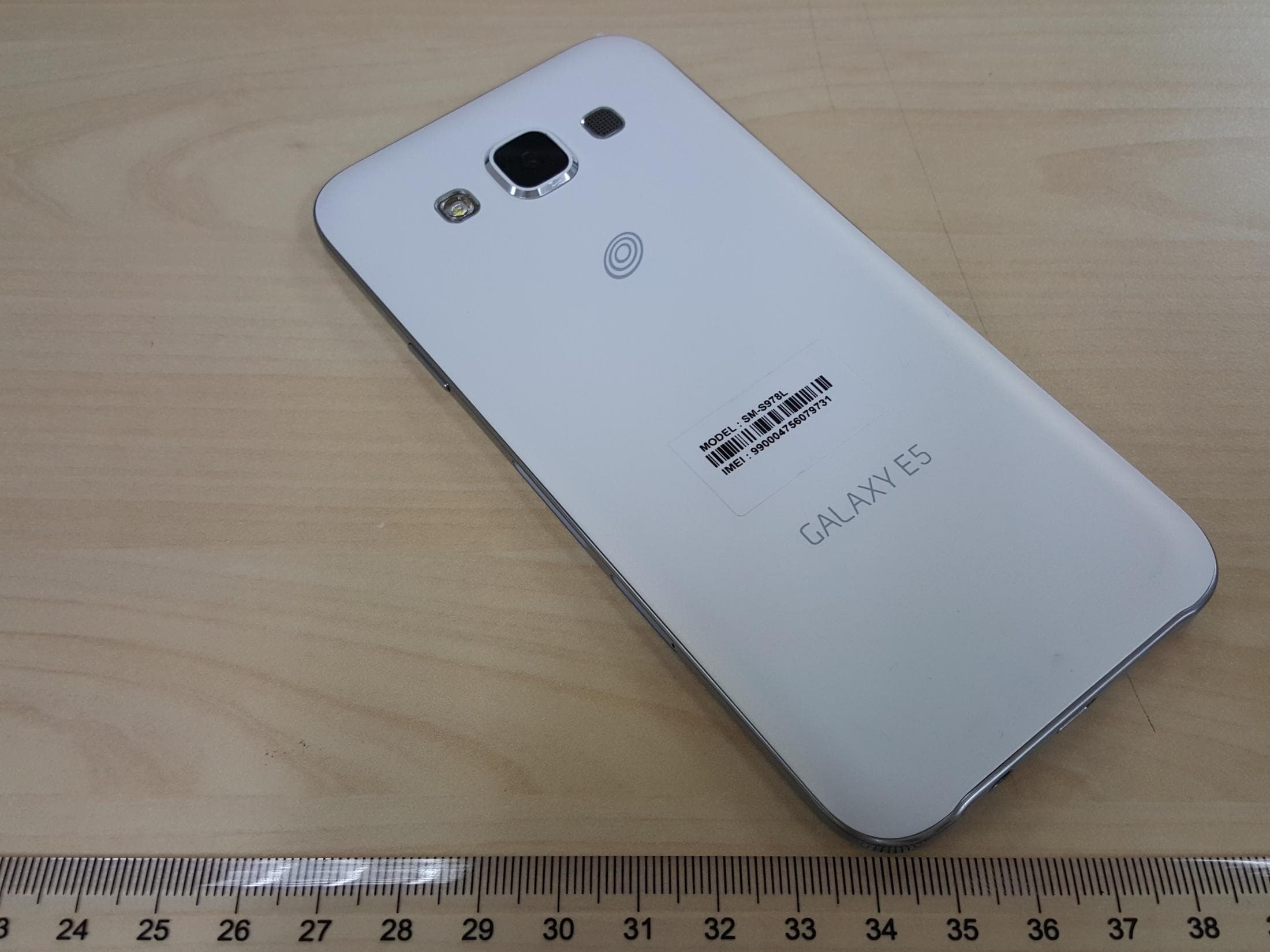 Multi-band CDMA/LTE Phone with WLAN, Bluetooth, and RFID - FCC ID A3LSMS978L - Samsung Electronics Co Ltd (5)
