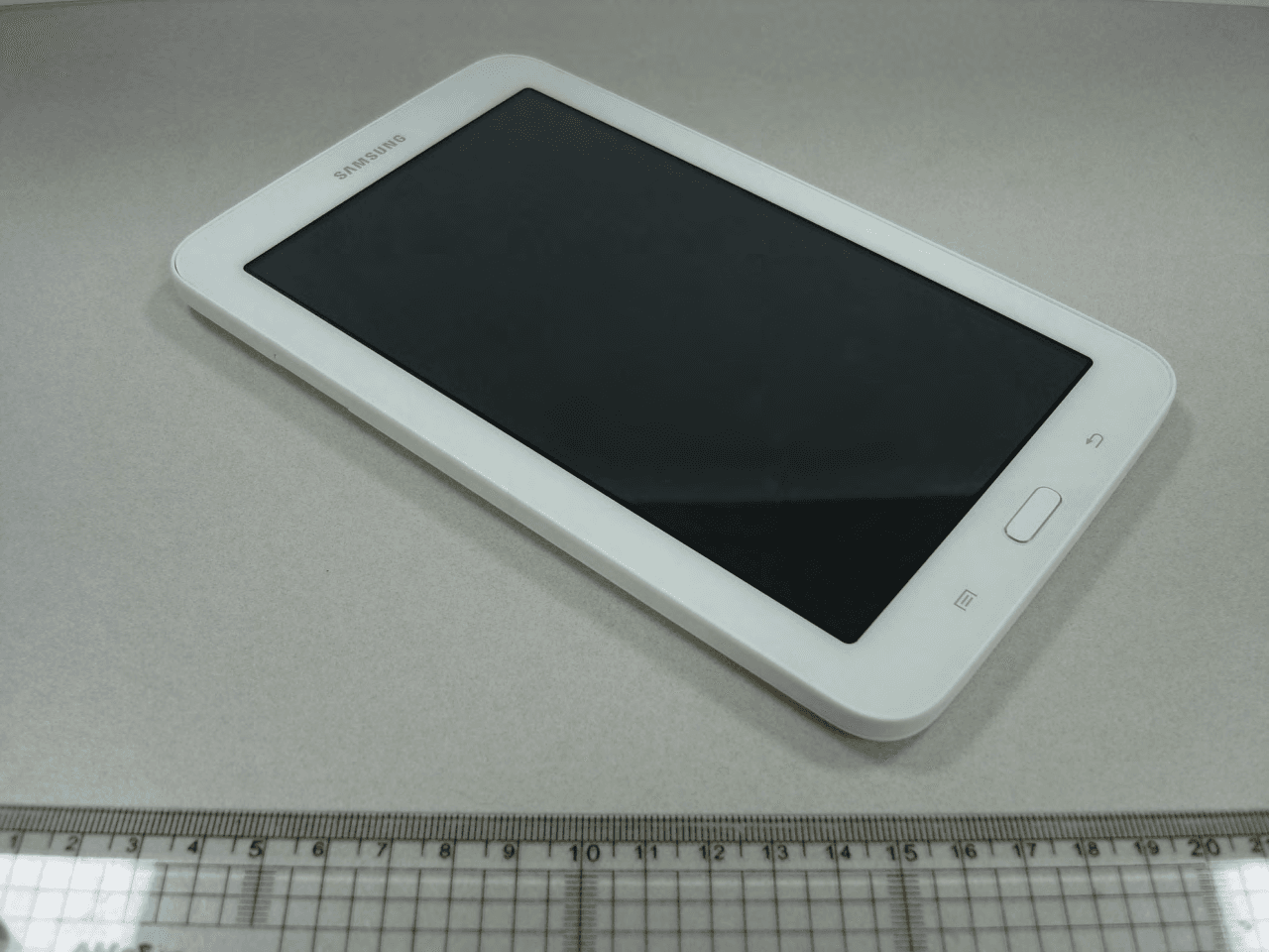 Portable WiFi Tablet with Bluetooth - FCC ID A3LSMT110 - Samsung Electronics Co Ltd (1)