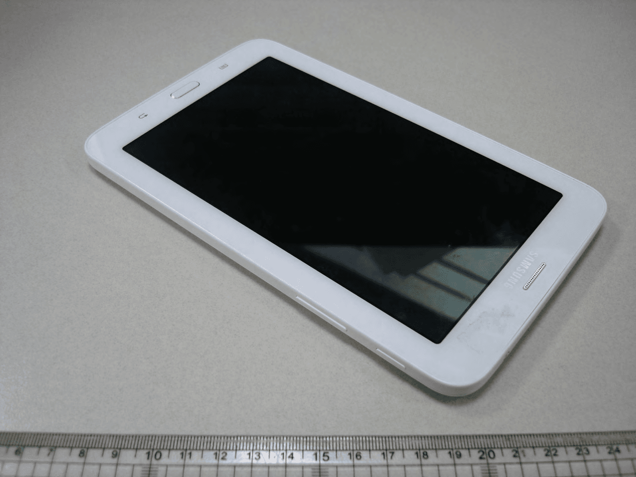 Cellular/PCS GSM Tablet with WLAN and Bluetooth - FCC ID A3LSMT116 - Samsung Electronics Co Ltd (2)