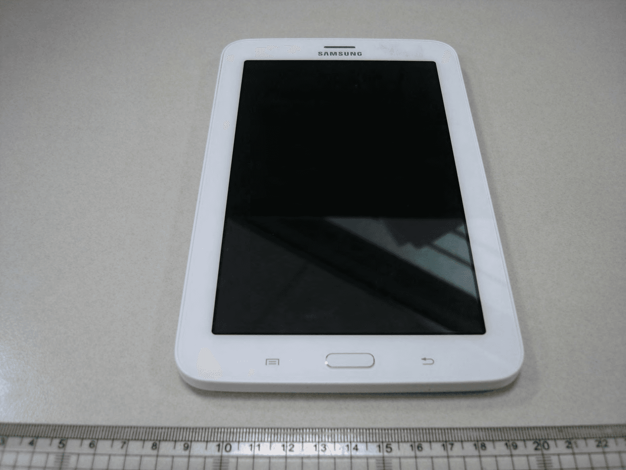 Cellular/PCS GSM Tablet with WLAN and Bluetooth - FCC ID A3LSMT116 - Samsung Electronics Co Ltd (5)