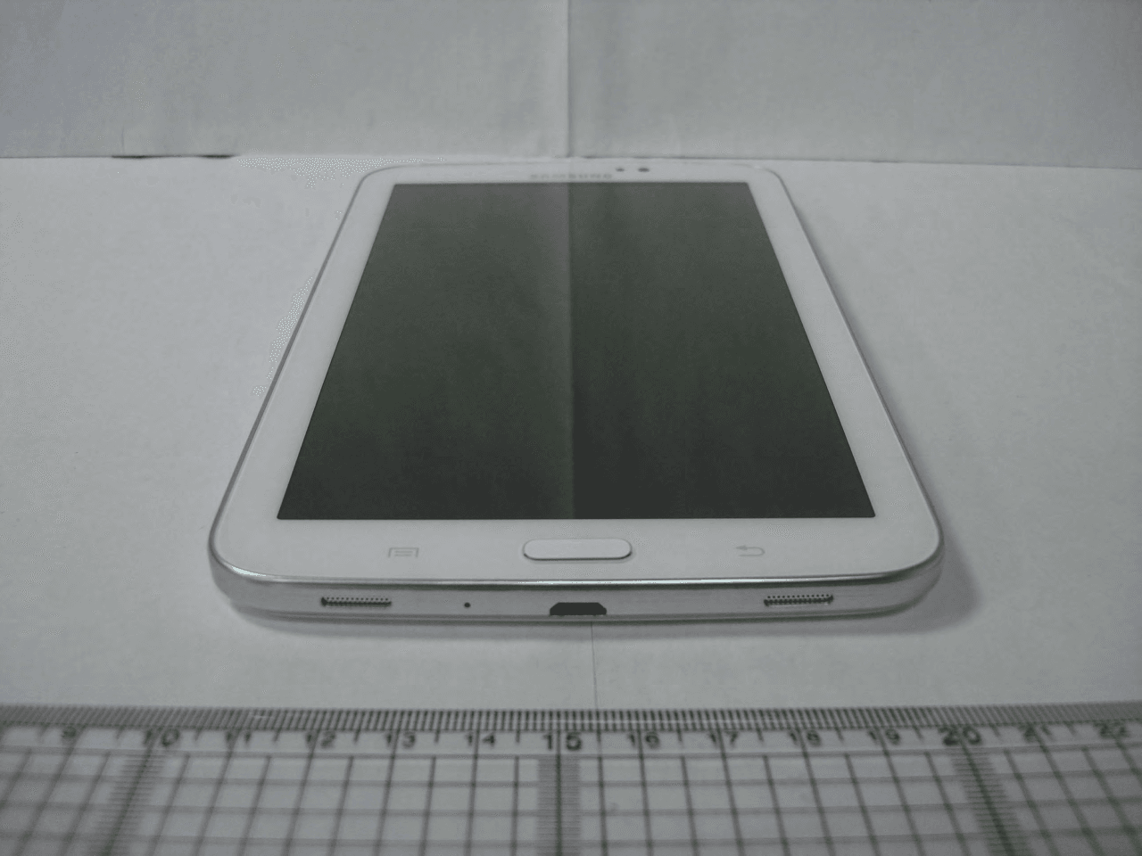 Portable Tablet Computer with WLAN and Bluetooth - FCC ID A3LSMT210 - Samsung Electronics Co Ltd (4)