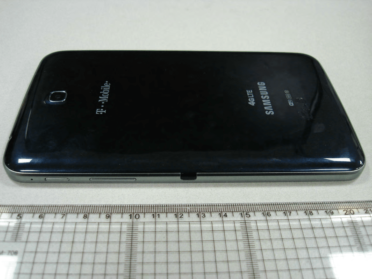 Portable Multi-band UMTS/LTE Tablet with WiFi and Bluetooth - FCC ID A3LSMT217T - Samsung Electronics Co Ltd (2)
