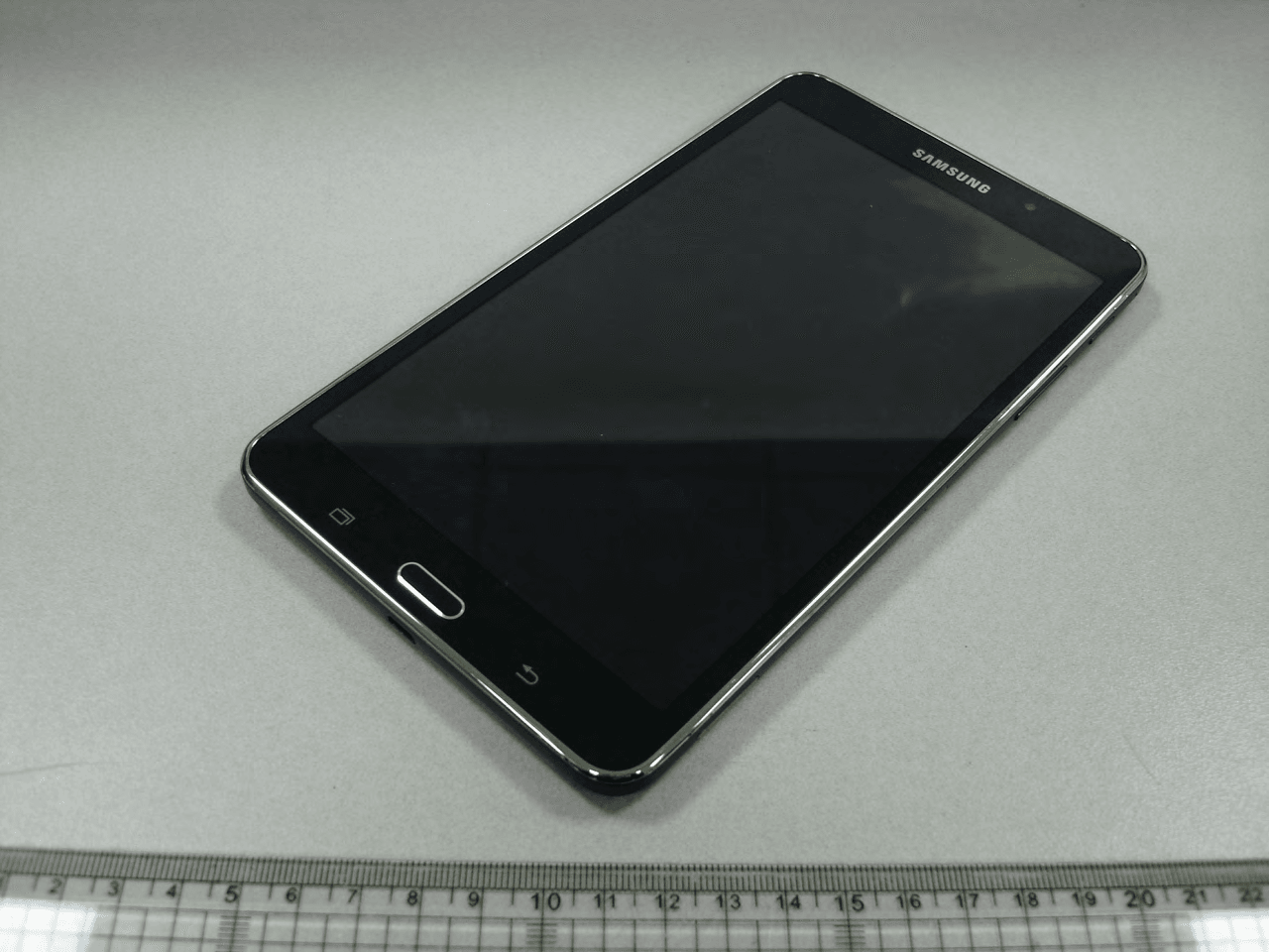 Multi-band GSM/EDGE/UMTS/LTE Tablet with WLAN and Bluetooth - FCC ID A3LSMT235 - Samsung Electronics Co Ltd (5)