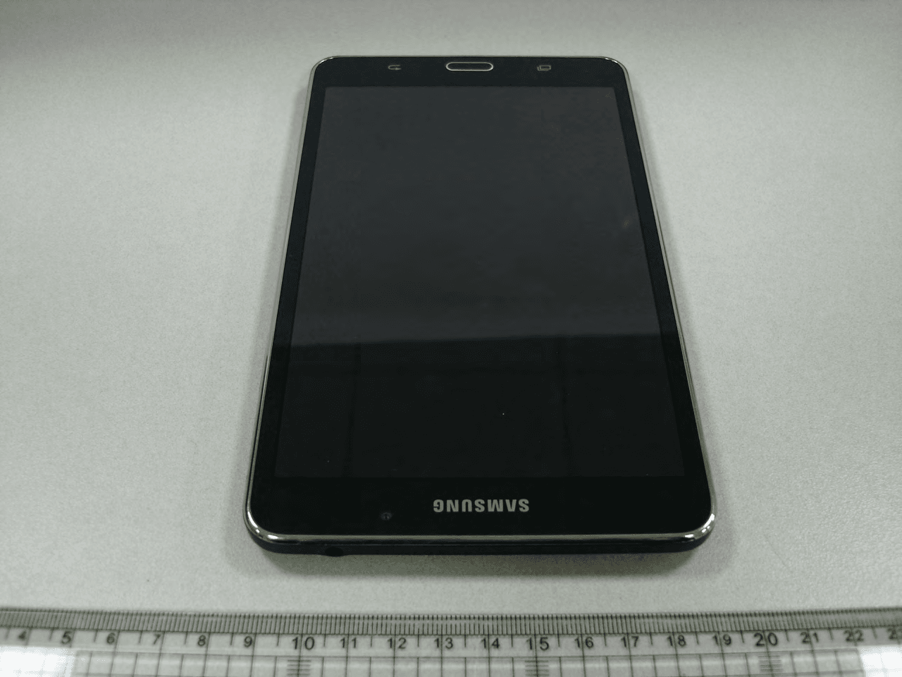 Multi-band GSM/EDGE/UMTS/LTE Tablet with WLAN and Bluetooth - FCC ID A3LSMT235 - Samsung Electronics Co Ltd (3)