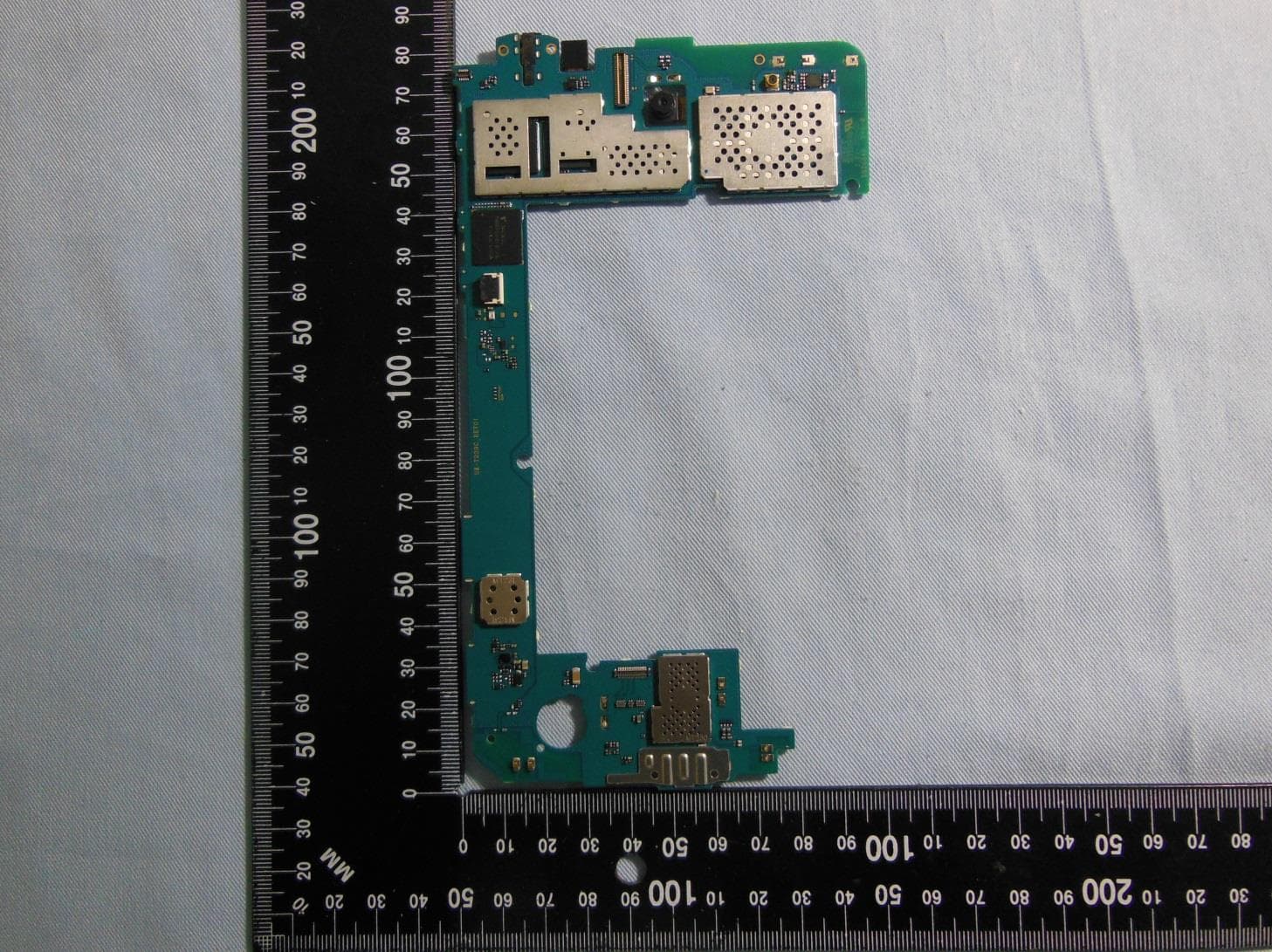 Phablet - FCC ID A3LSMT239C - Samsung Electronics Co Ltd