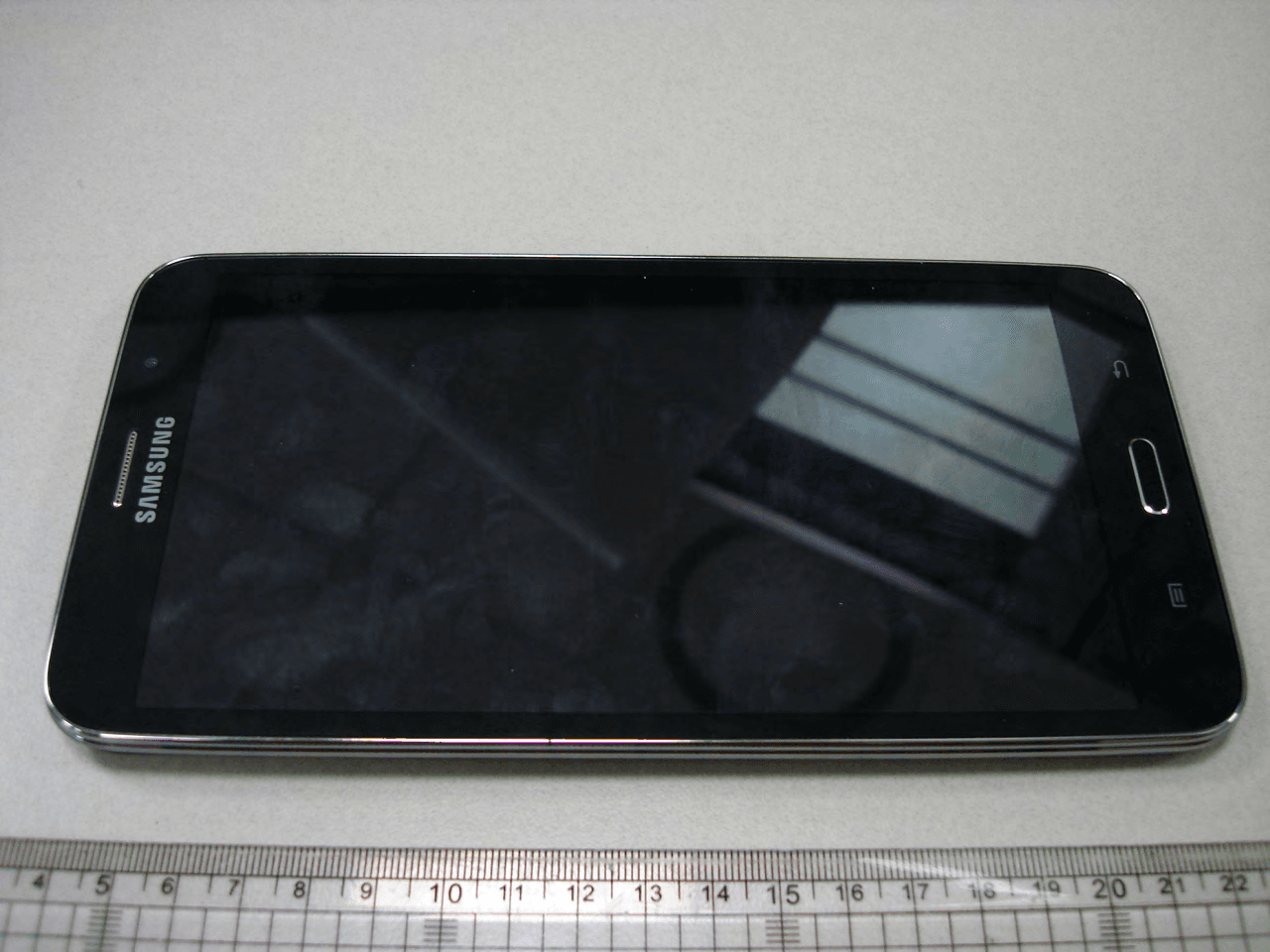 Cellular/ PCS GSM/ EDGE/ WCDMA Portable Tablet with WLAN, Bluetooth, RFID and ANT+ - FCC ID A3LSMT2558 - Samsung Electronics Co Ltd (3)