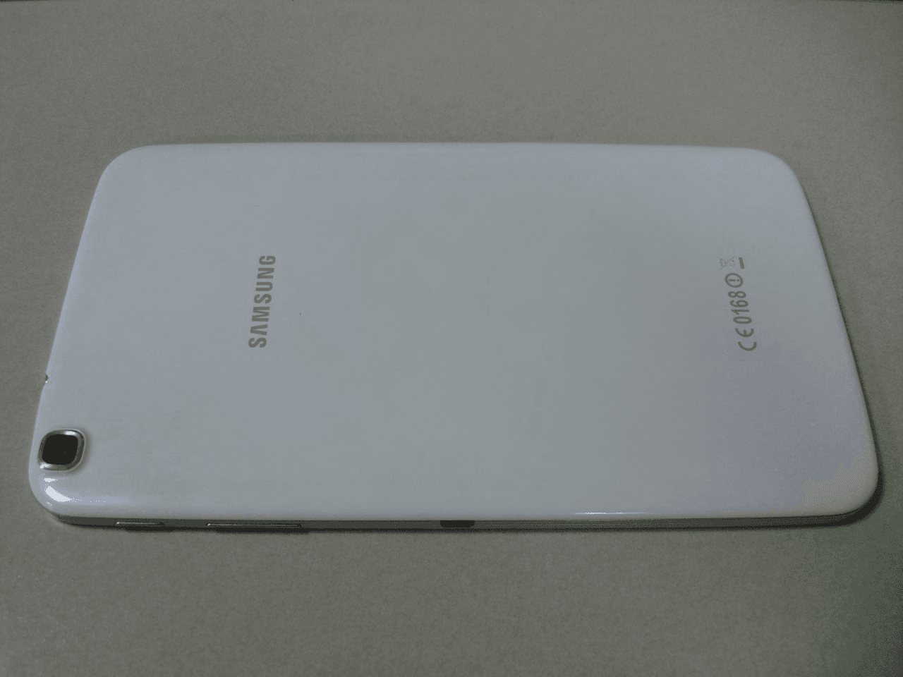 Portable Tablet Computer with WLAN and Bluetooth - FCC ID A3LSMT310 - Samsung Electronics Co Ltd (4)