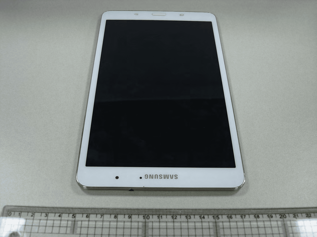 Portable Tablet with WiFi, Bluetooth and ANT+ - FCC ID A3LSMT320 - Samsung Electronics Co Ltd (5)